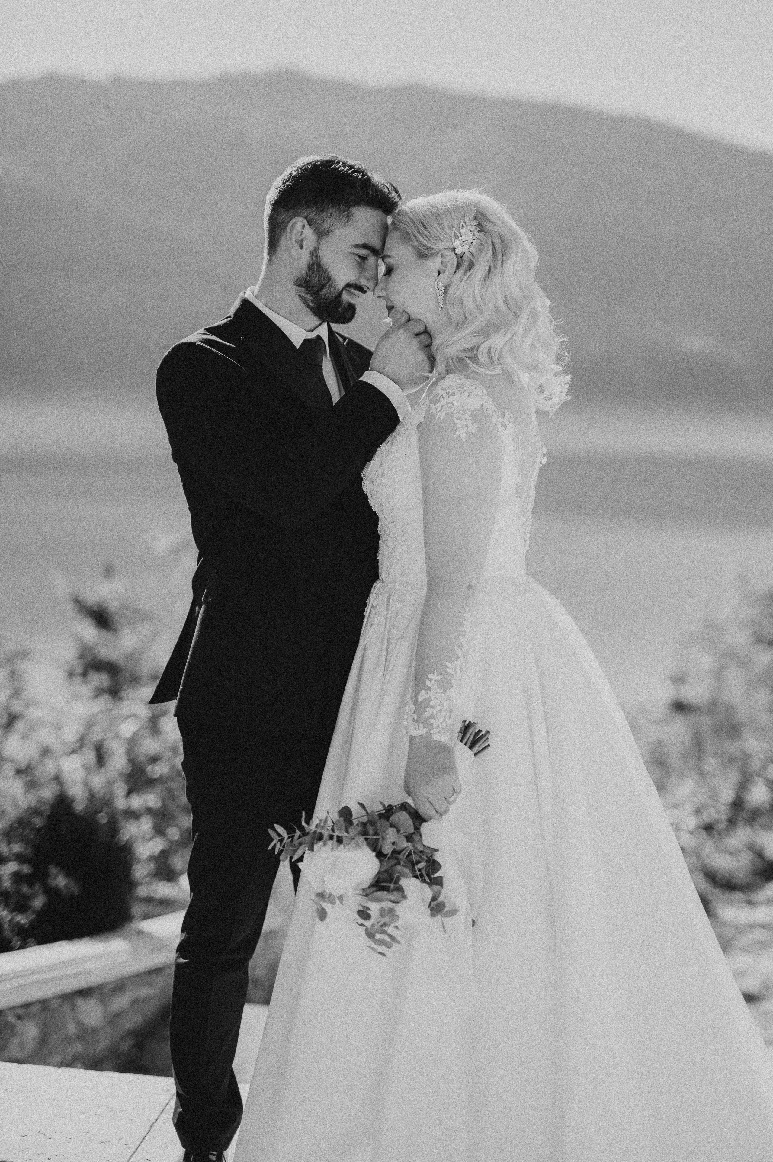 Livia + Dani | Grădinile Romane. FotoVizion Iași