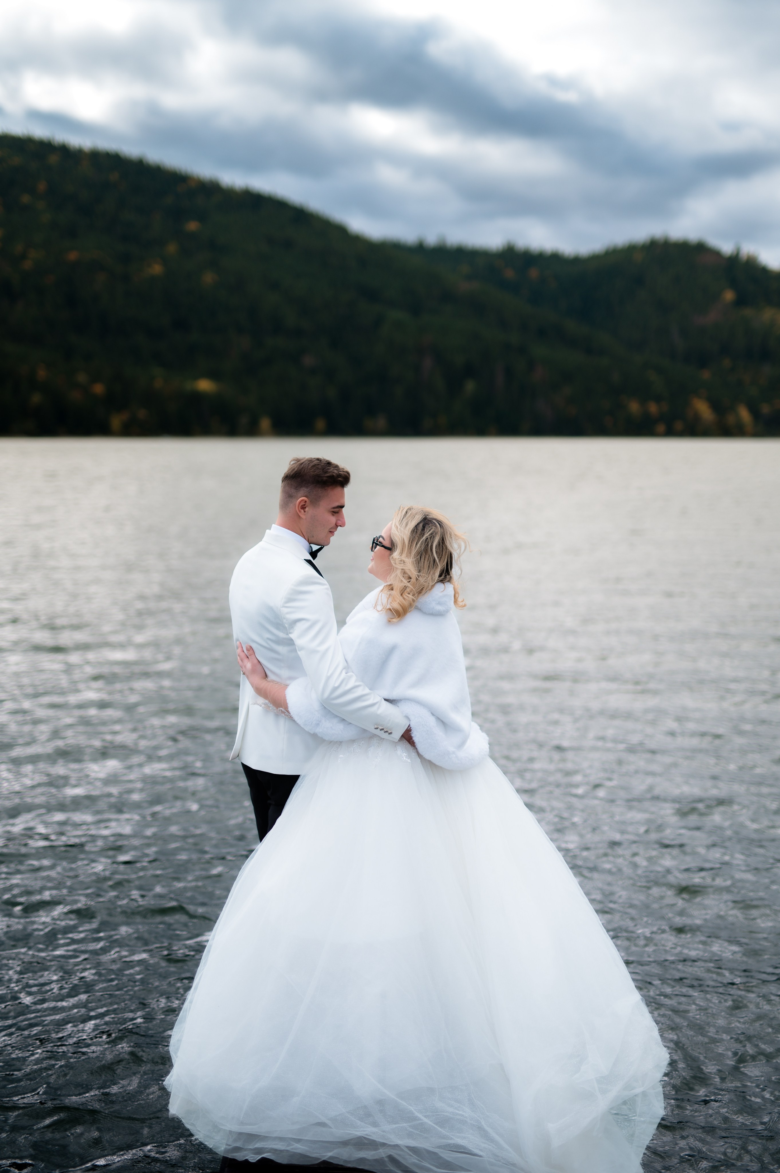 Claudia + Alexandru | Grădinile Romane. FotoVizion Iași