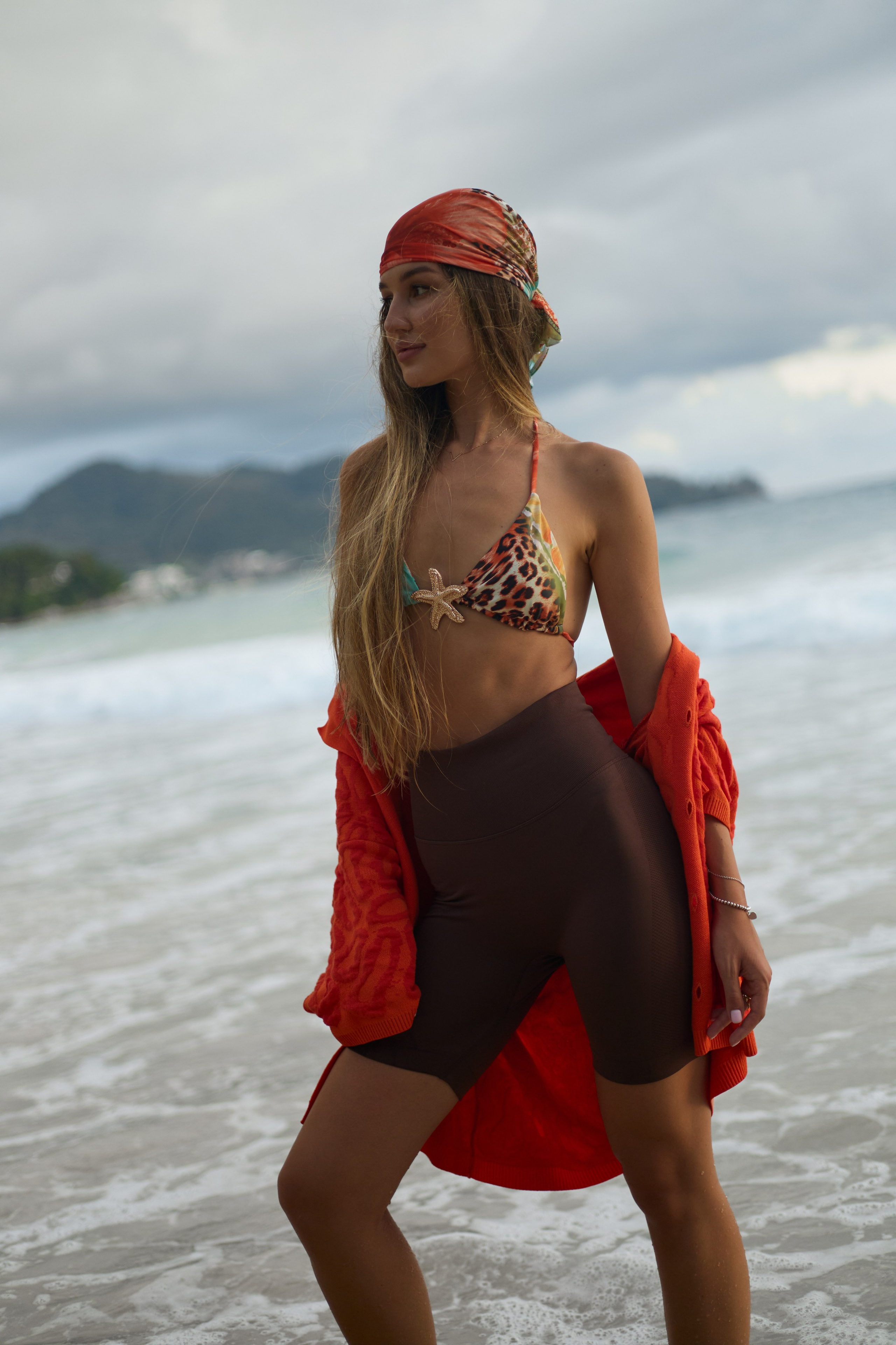 Вика. Услуги