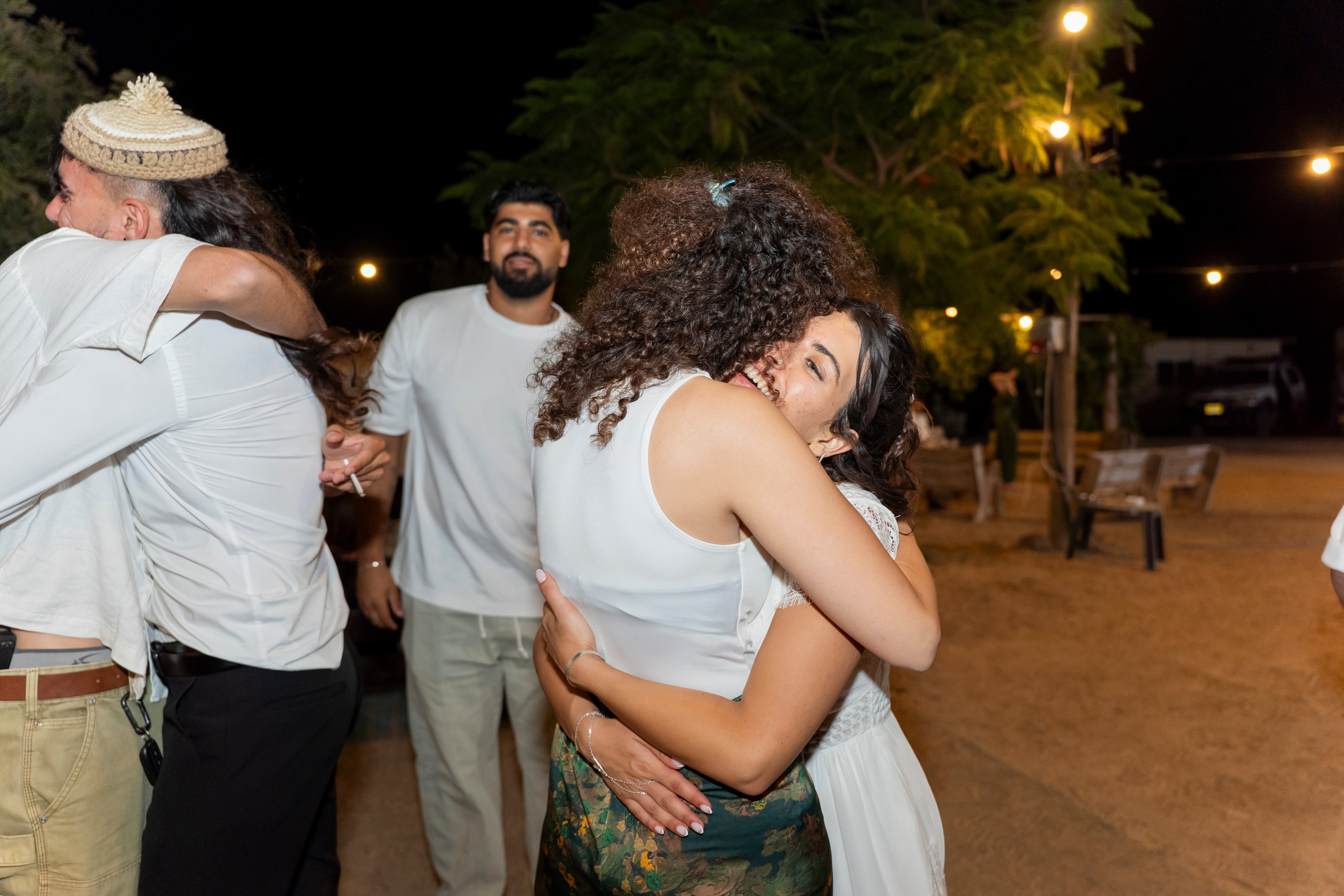 אביה ואחיה. יוסף מזרחי צילום חתונה, ברית וזוגיות. צלם מקצועי שאוהב להוציא אתכם הכי יפים ברגעים הכי מרגשים