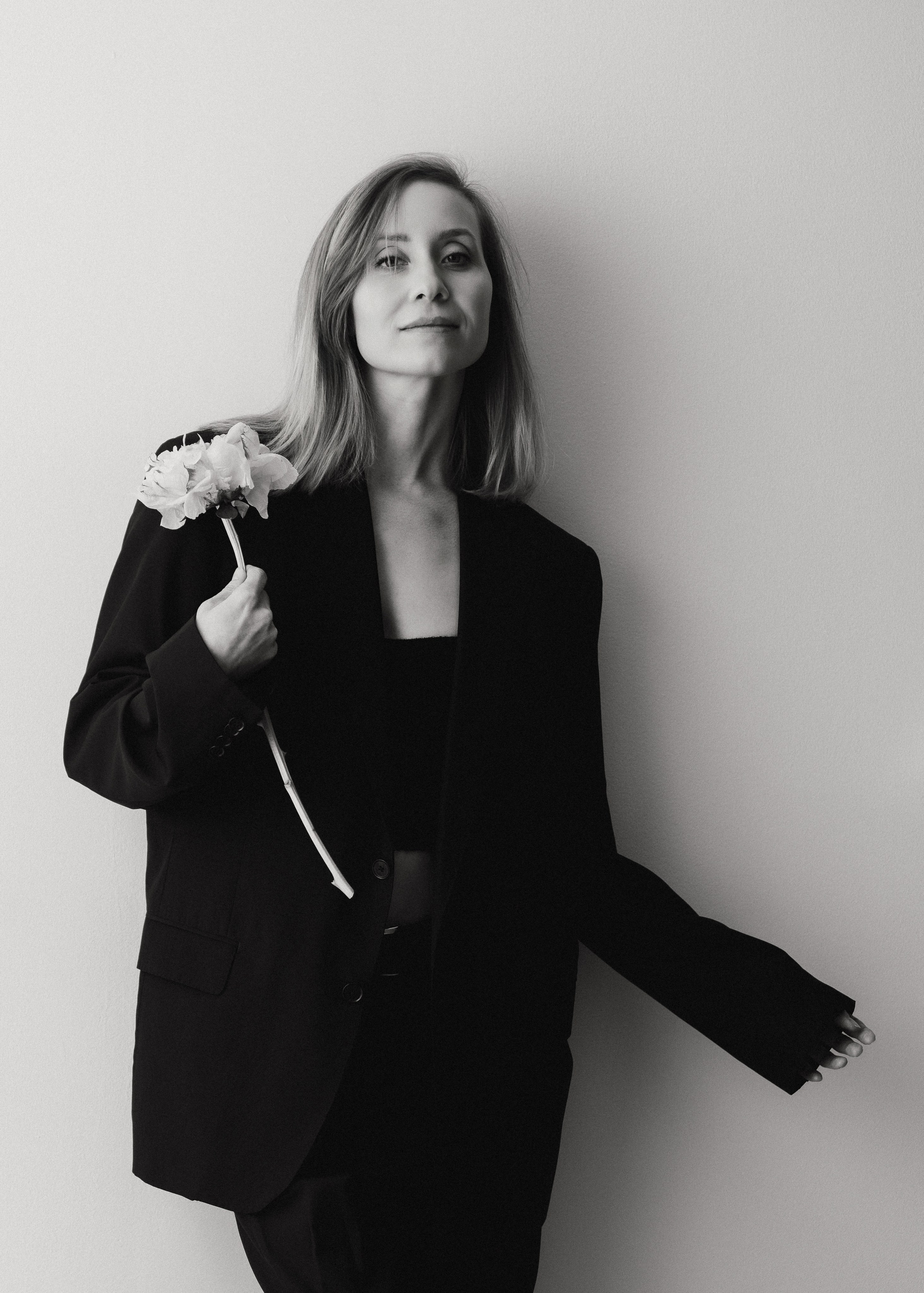 INNA. Евгения Найденова – брандов и портретен фотограф | България, Европа