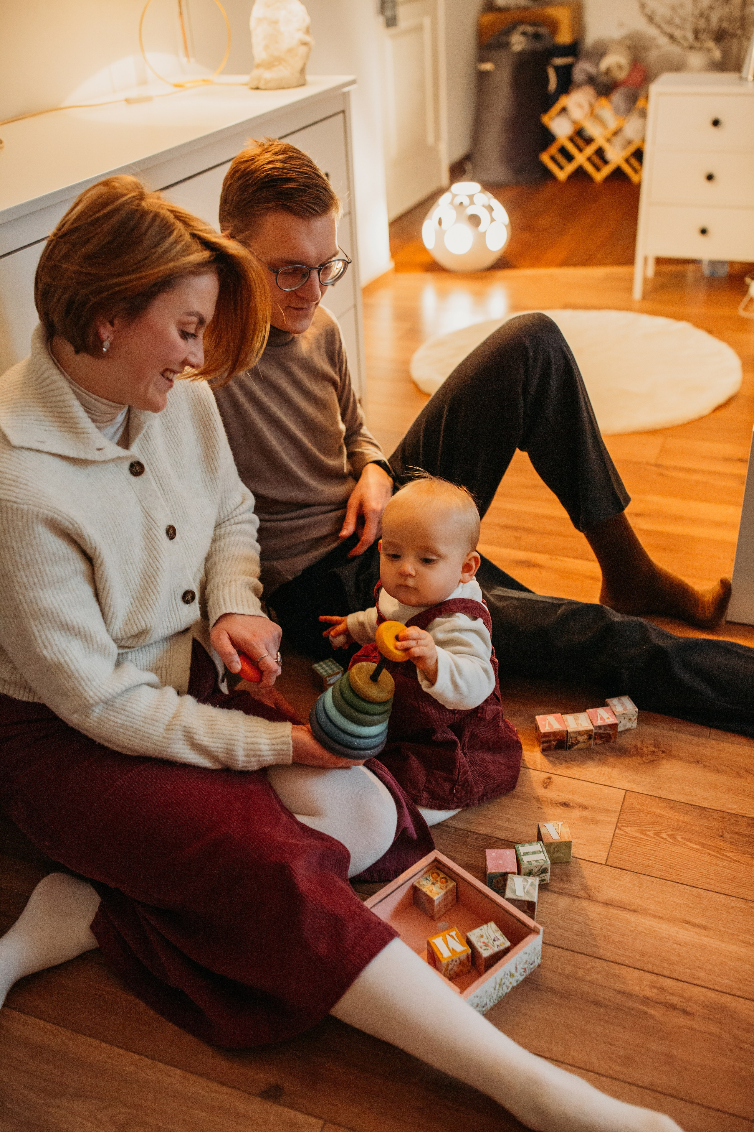 Cozy home family shooting. Photographer Rouen, France