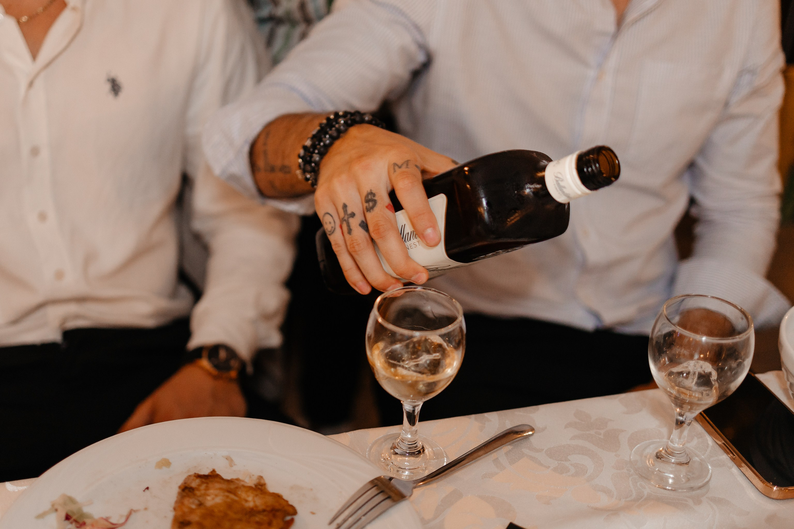 Cezar-Nicholas. FotoACTIV.ro-Your Image matters