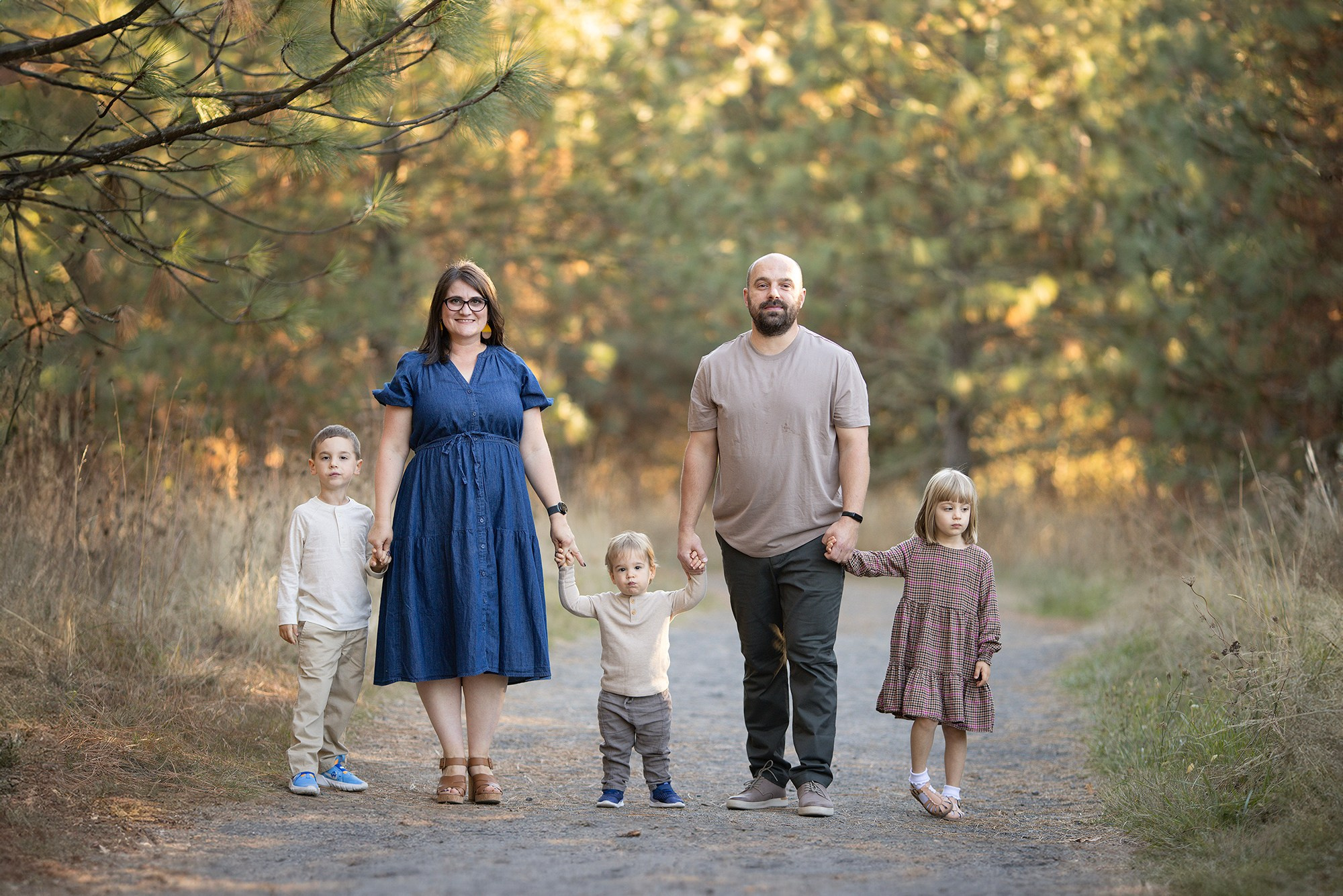 Beaverton/OR, October 2024. Elena Baldes, family photographer
