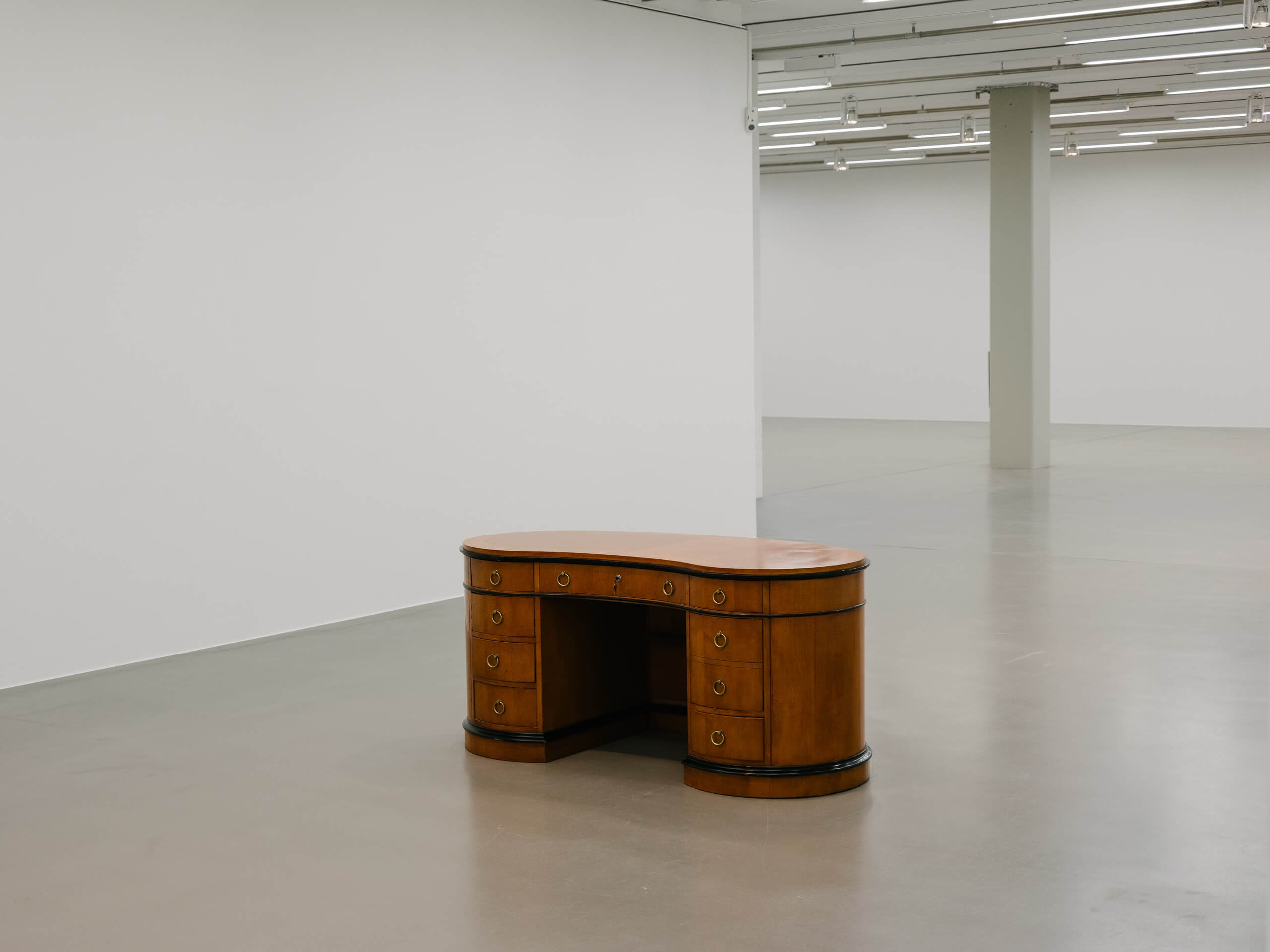 MMK T. Photographer Viktor Nikishov