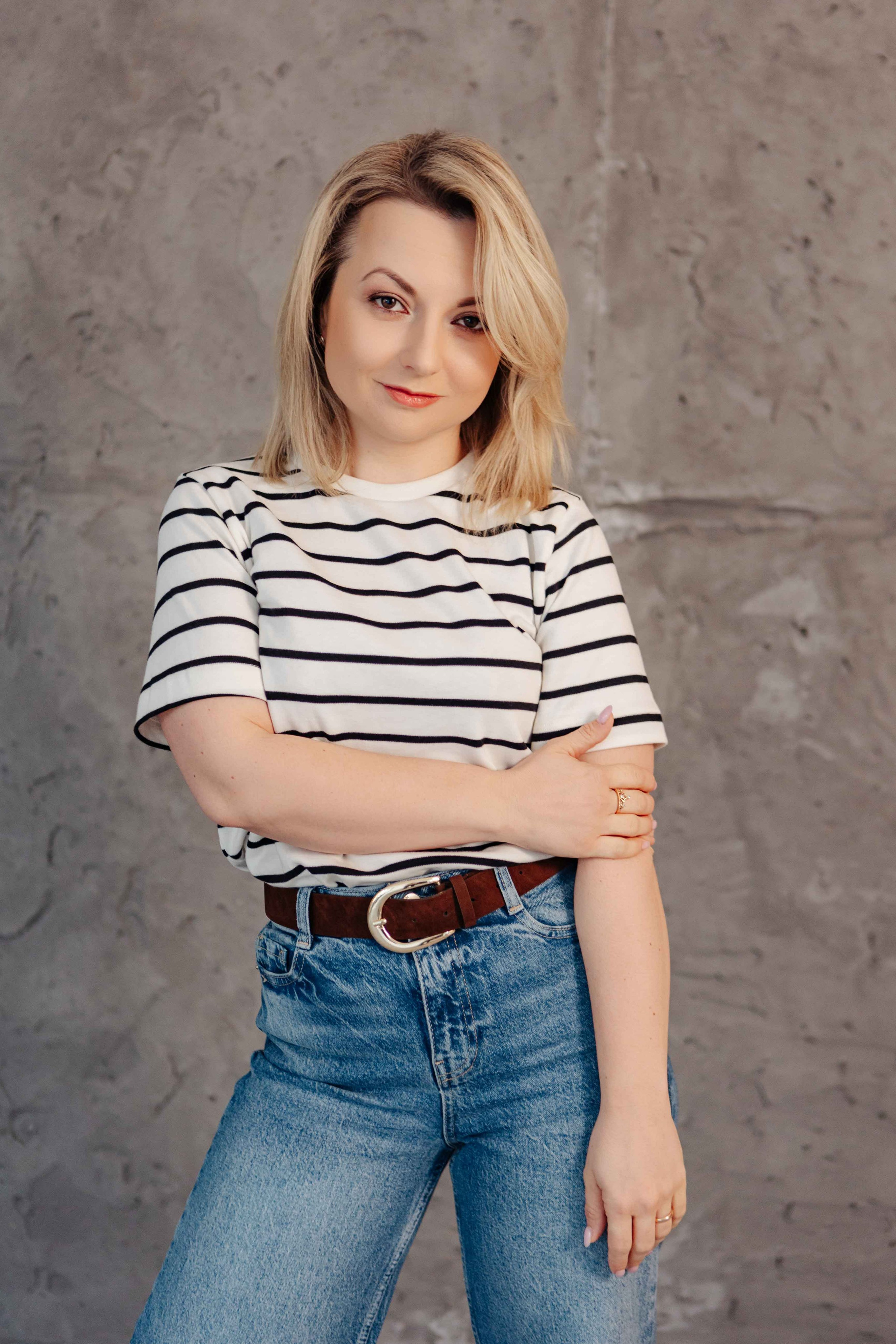 Laura. Cristina Andronache fotograf Brașov fotograf de familie fotograf de nunta Brașov