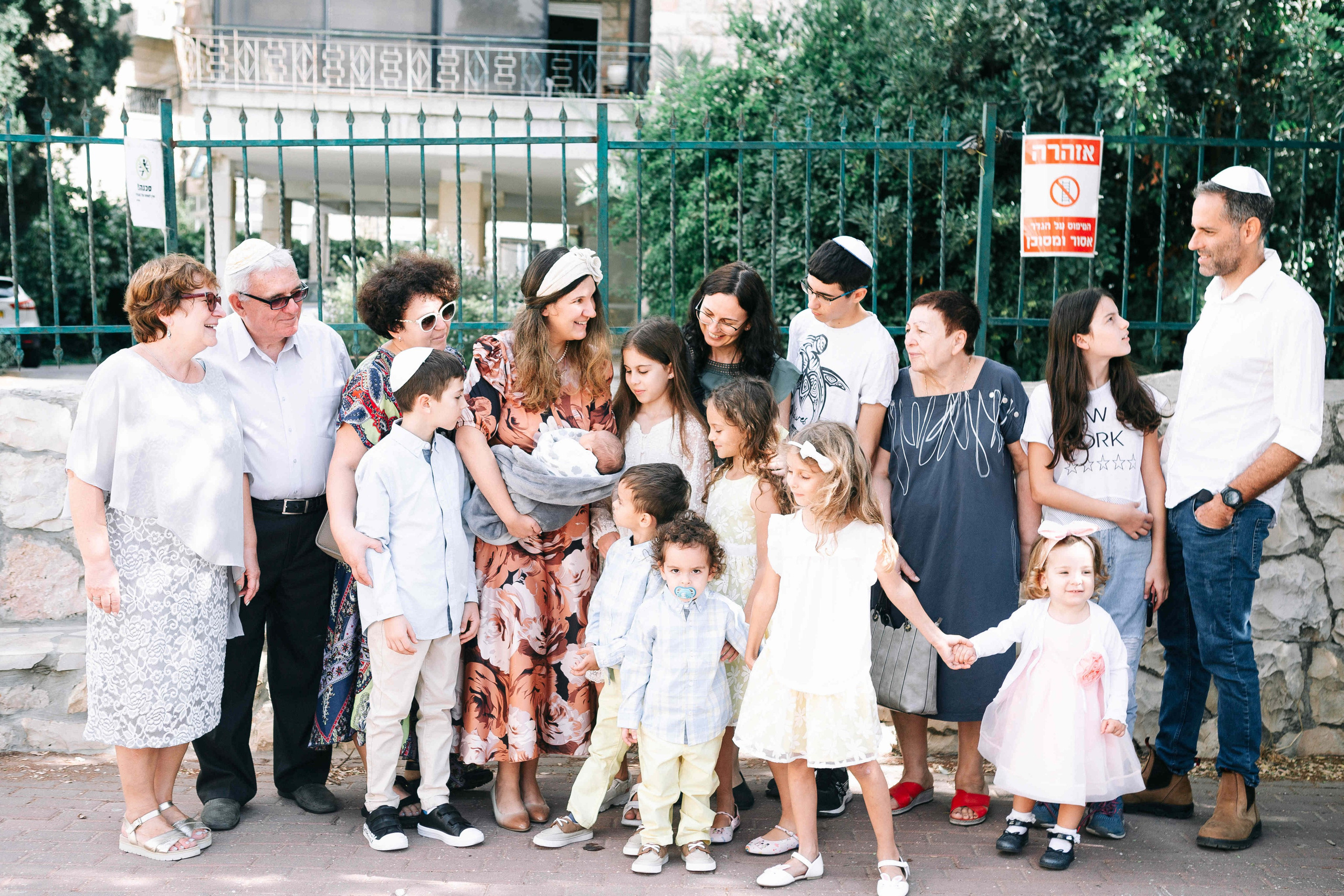 BRITH MILA IN THE SMALL SYNAGOGUE. PHOTOGRAPHER IN ISRAEL