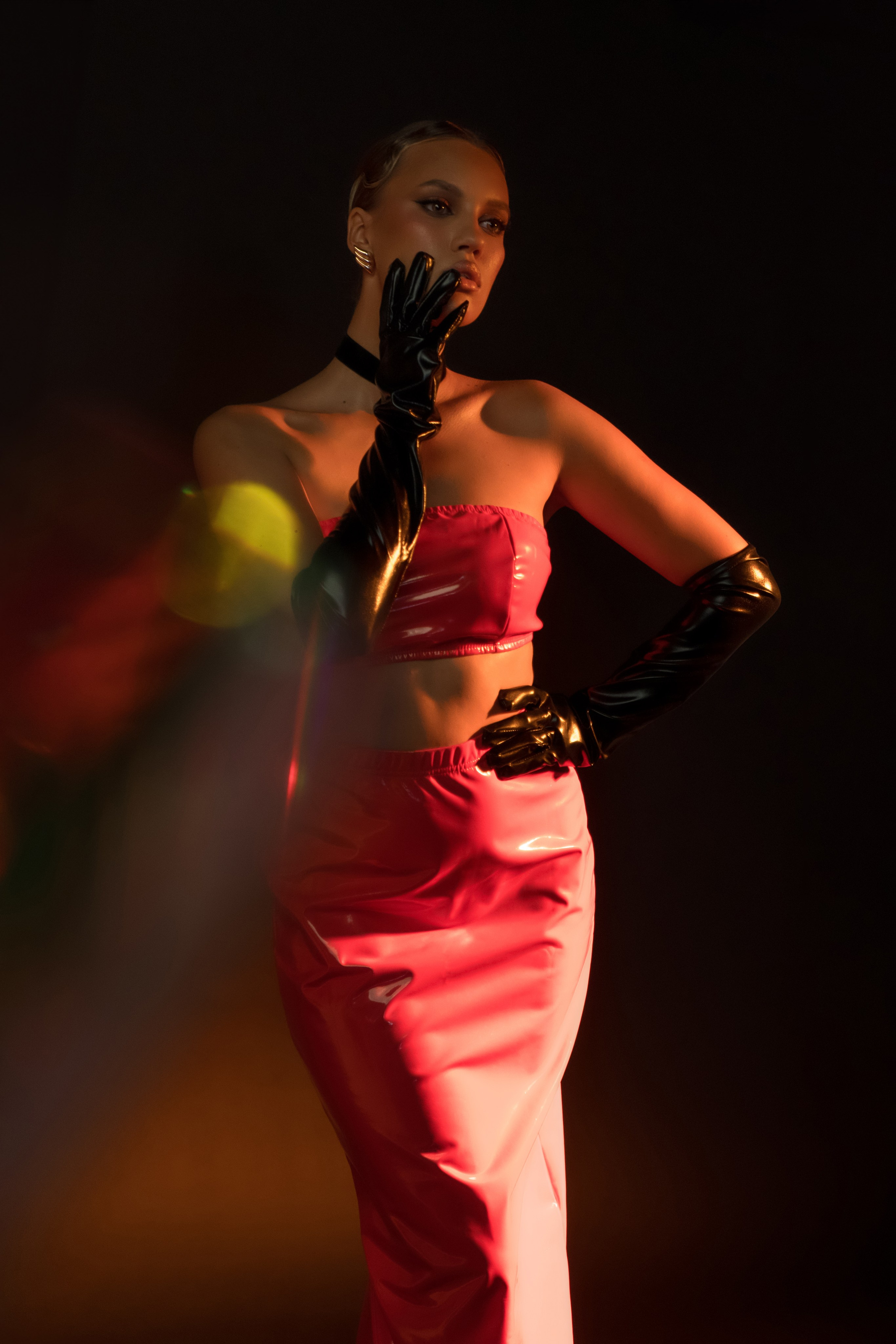 Photographer in Abu Dhabi — Studio Photoshoots for Families, Couples & Individuals. Mariia Safronova is your photographer in Abu Dhabi and Dubai