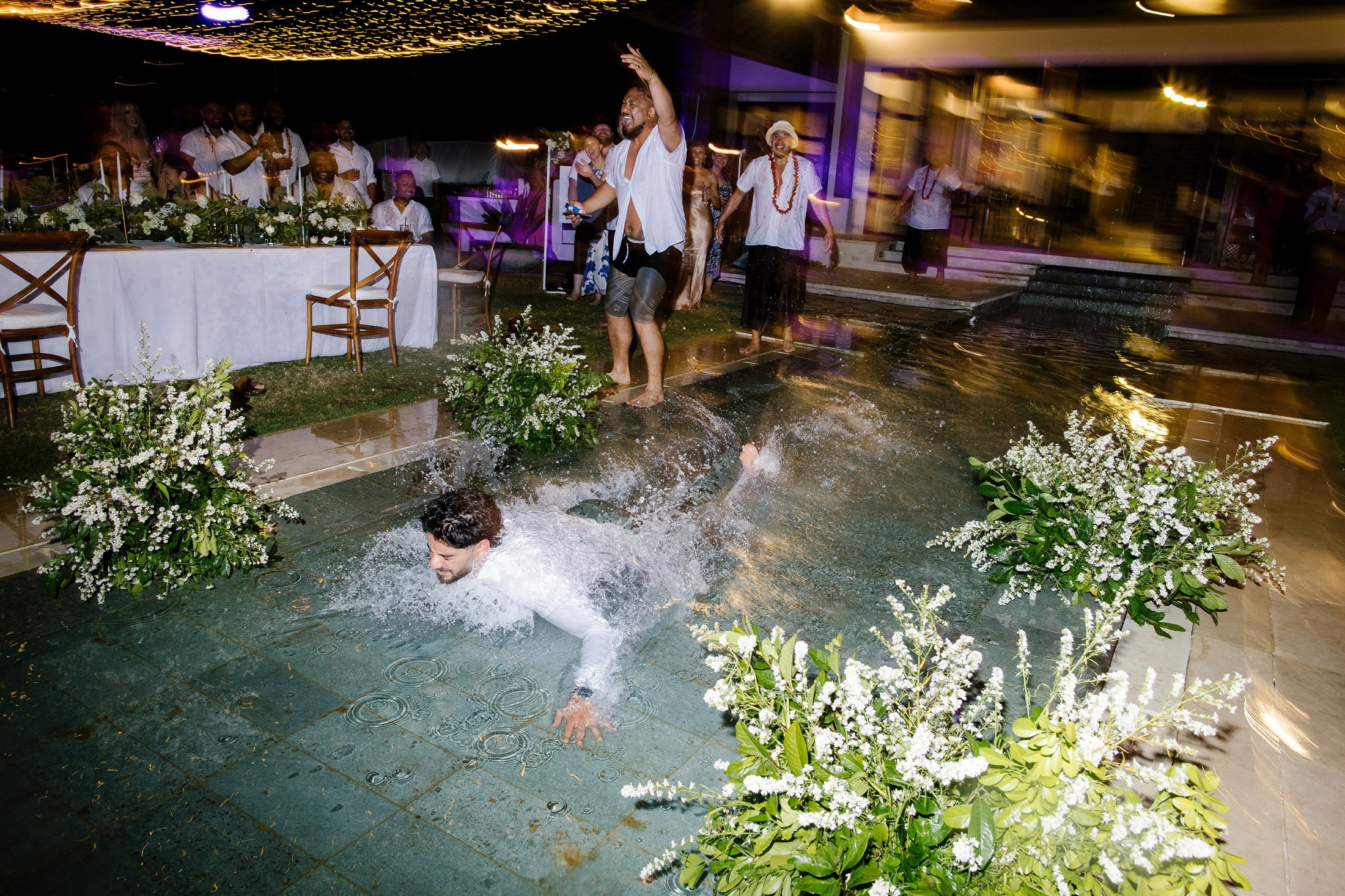 Big funny wedding with guests in paradise Bali island. Get.it.feel — Aesthetic Photography and Videography