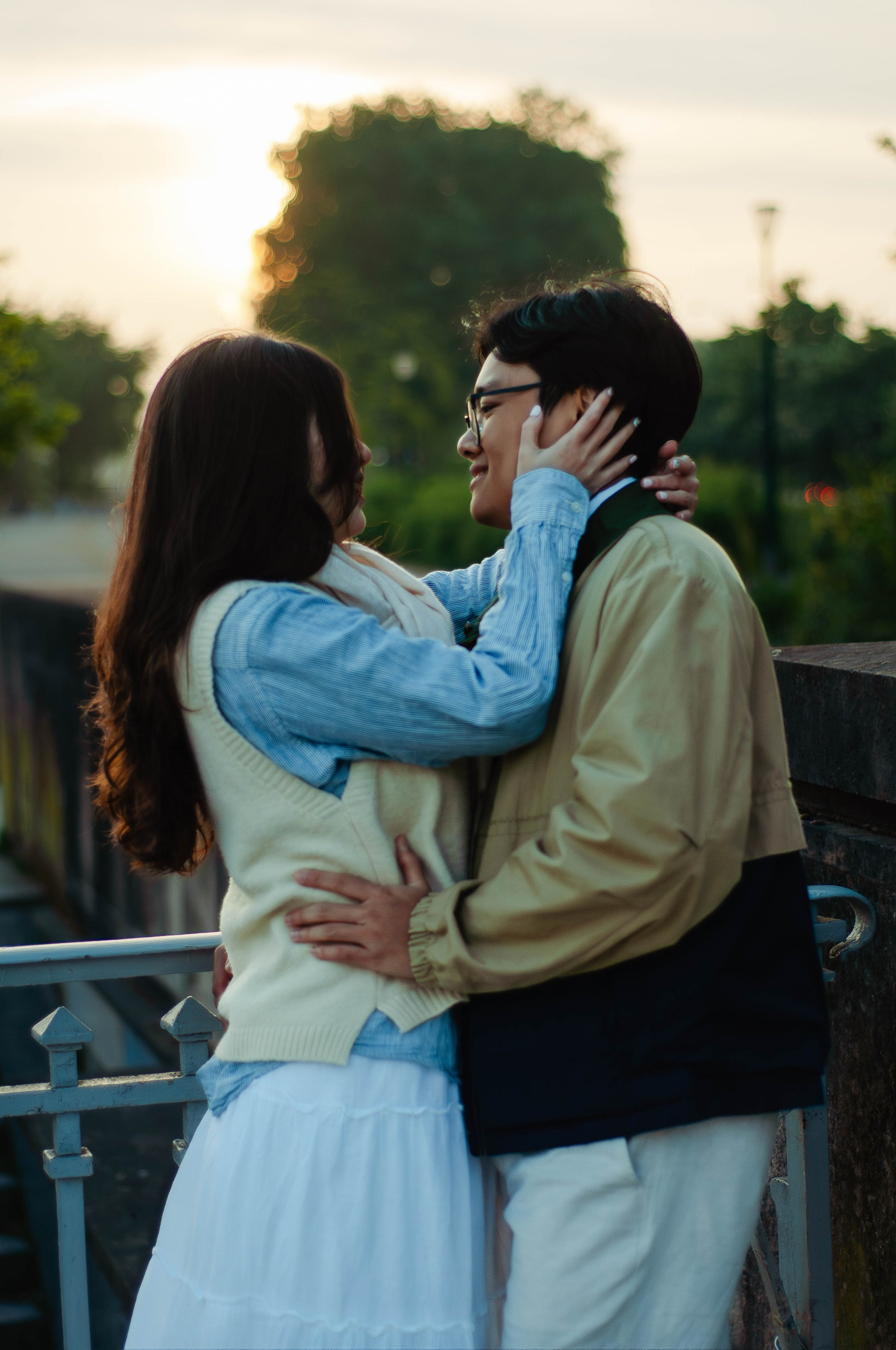 Парная фотосессия у Эйфелевой башни. Фотограф в Париже Полина Осипова