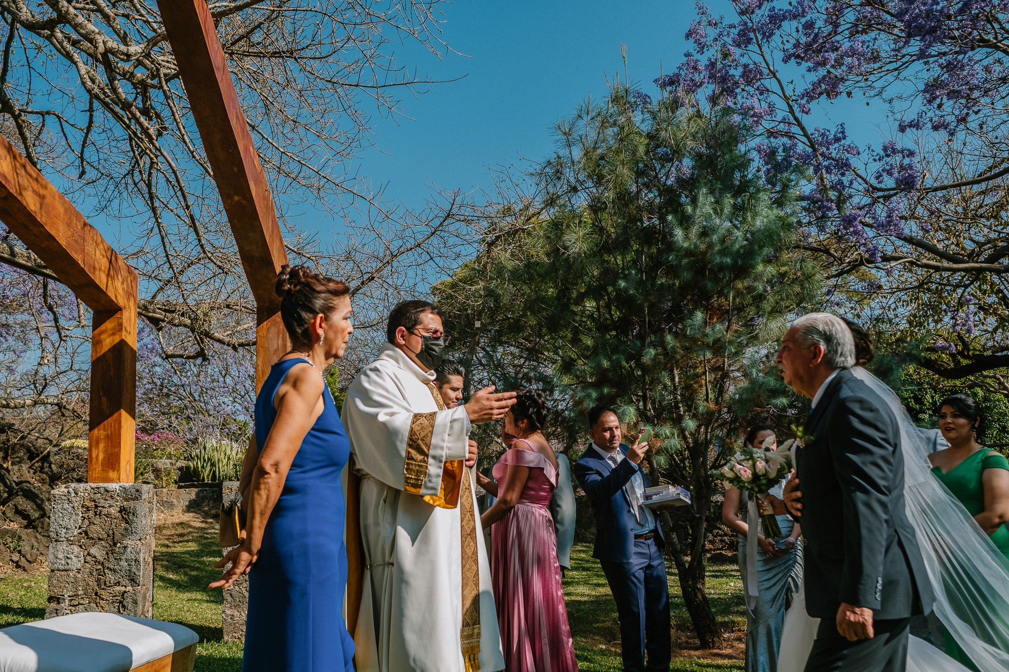 Yenisel & Raul / Tepoztlan. Wedding and family photographer in Mexico City