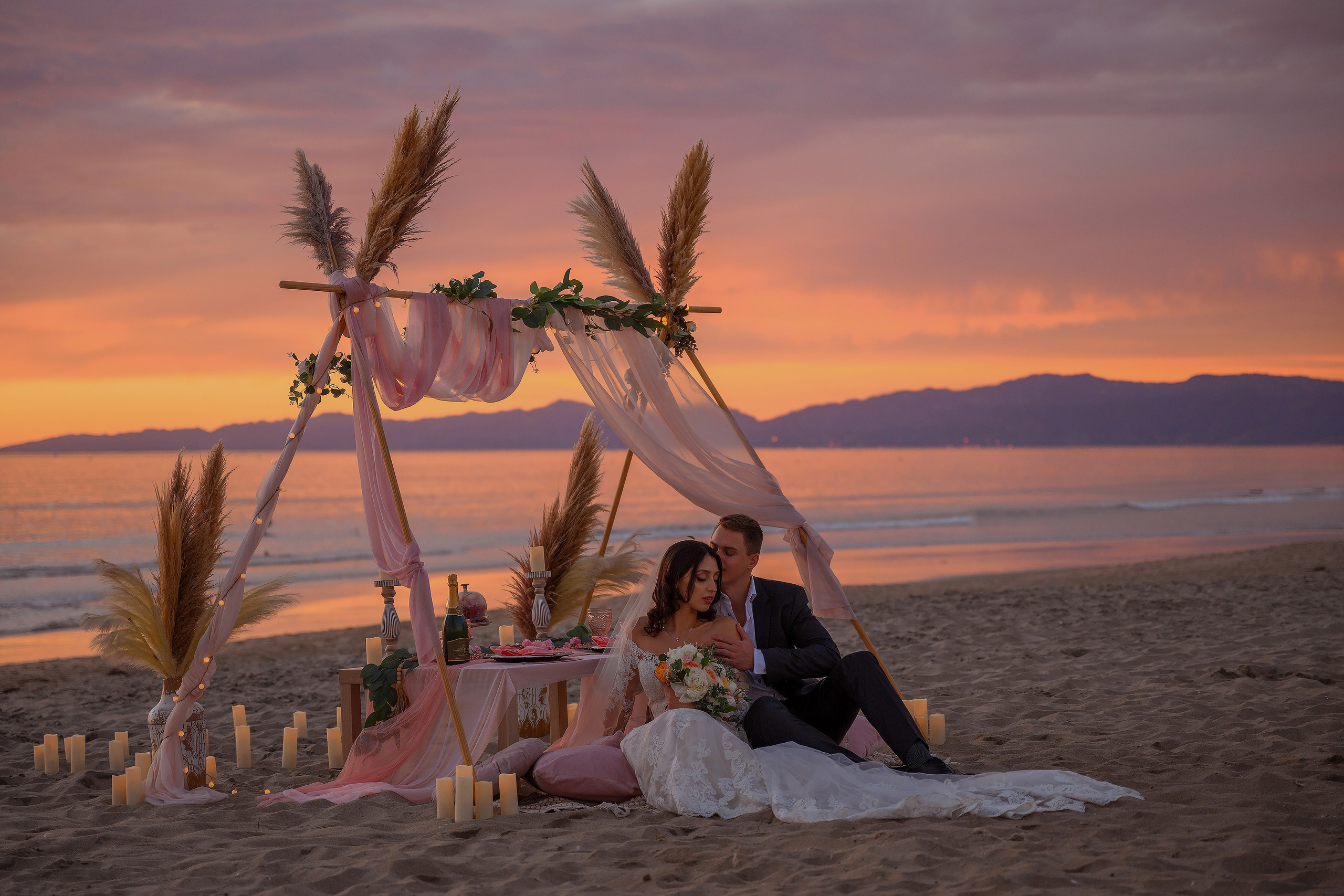 Wedding photo shoot. Wedding photographer. Wedding, maternity and family photographer in Charlotte Tasha Minn