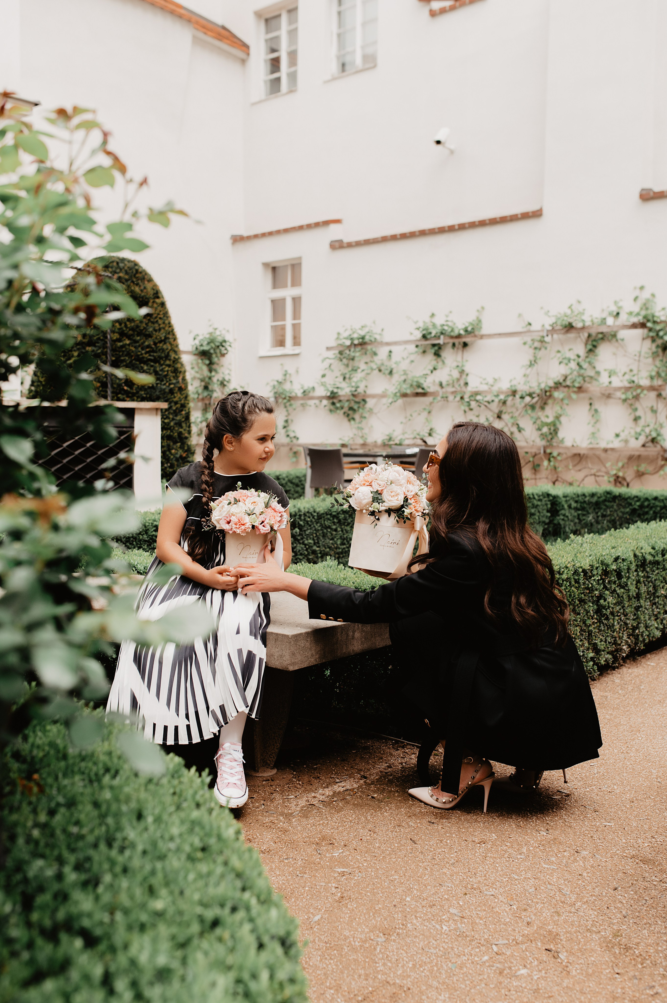 Nairi&ari. ANNA-MARIA PHOTO CONTENT CREATOR — photographer, aesthete, artist, and visual expert for Instagram in Prague