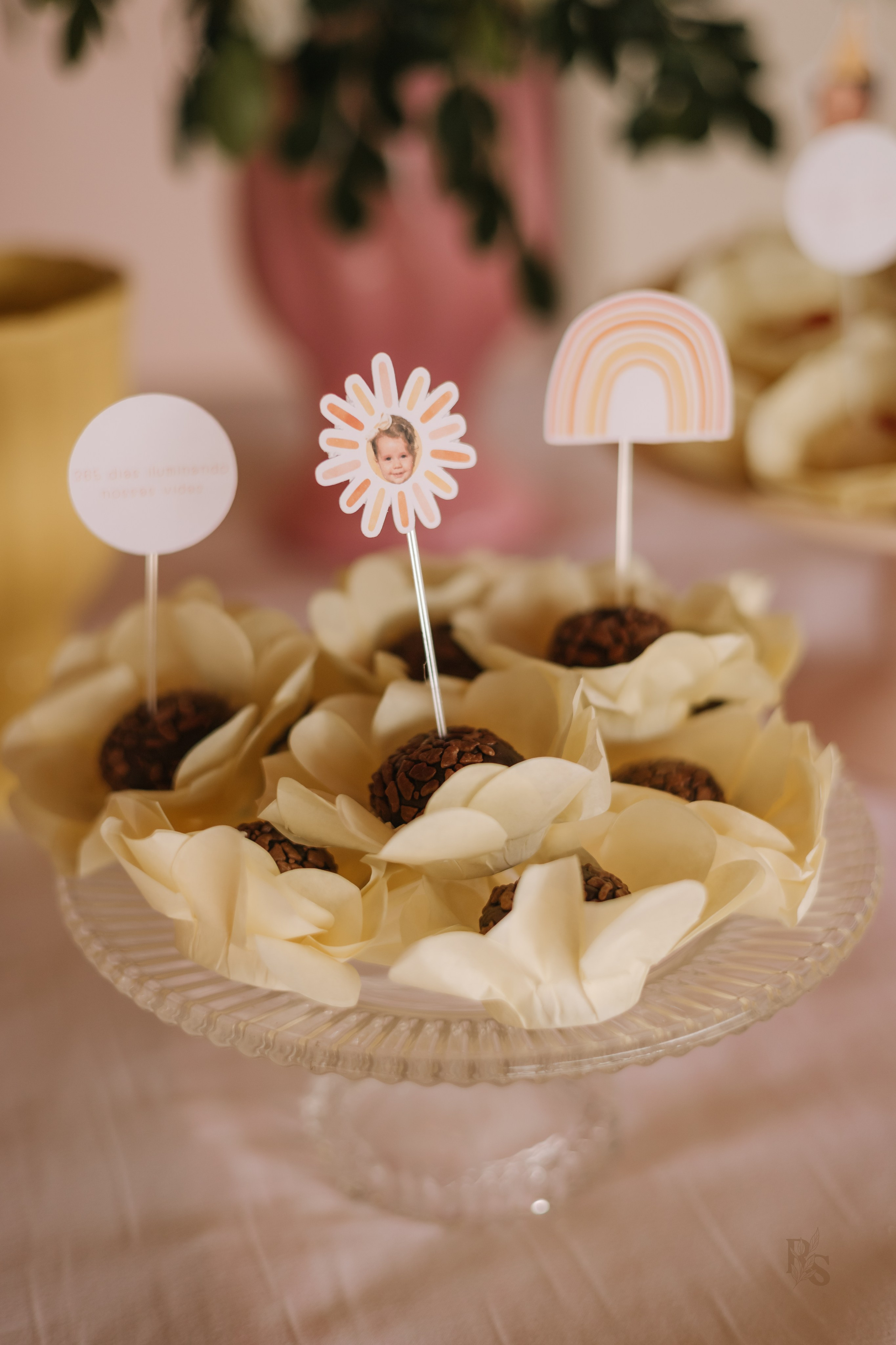 Aurora — 1 ano. Fotógrafo Richard Silvestre — Casamentos na Bahia