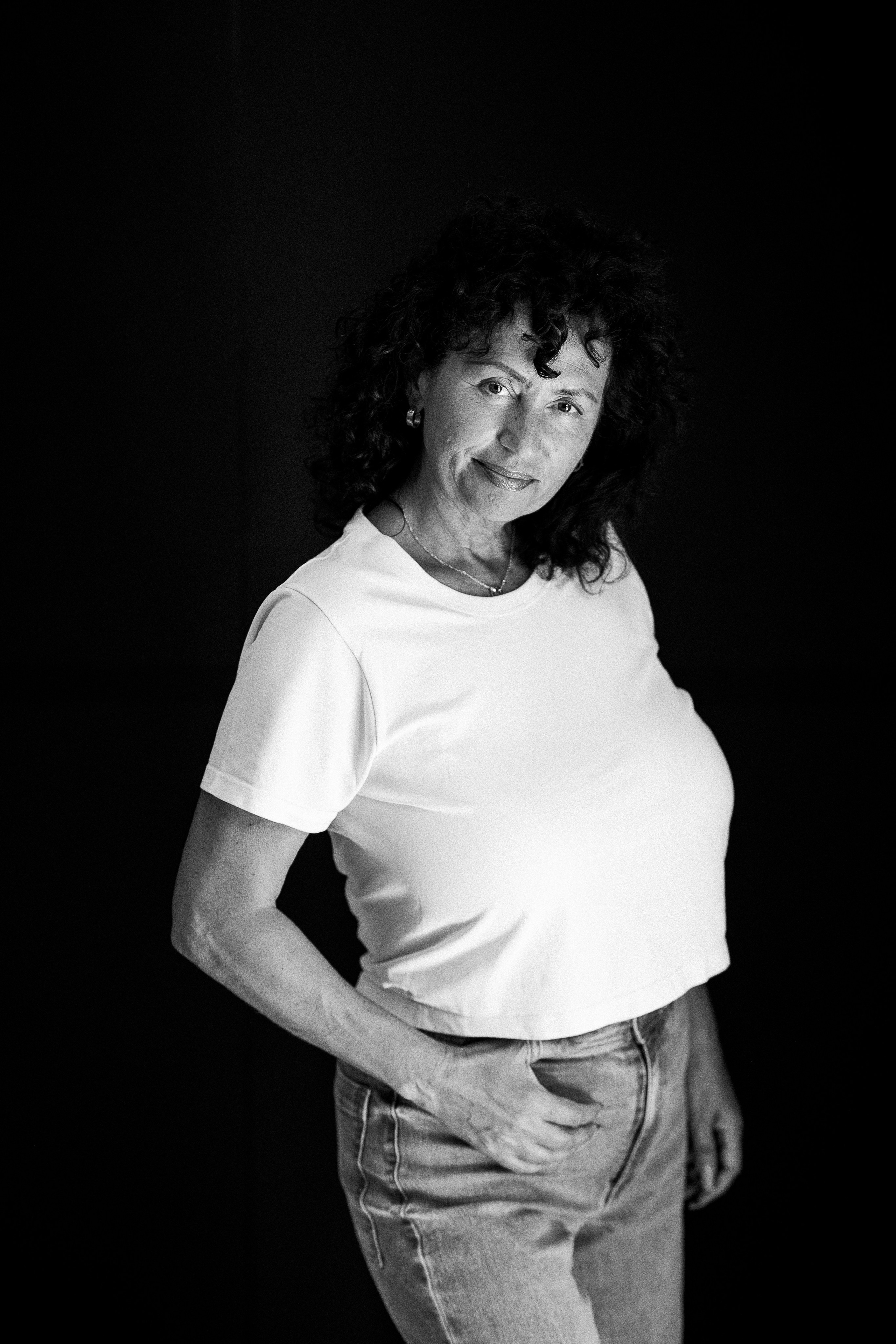 A. Rawnoir- Portrait photography by Daria Paliy.Timeless black&white portraits of women in NYC area