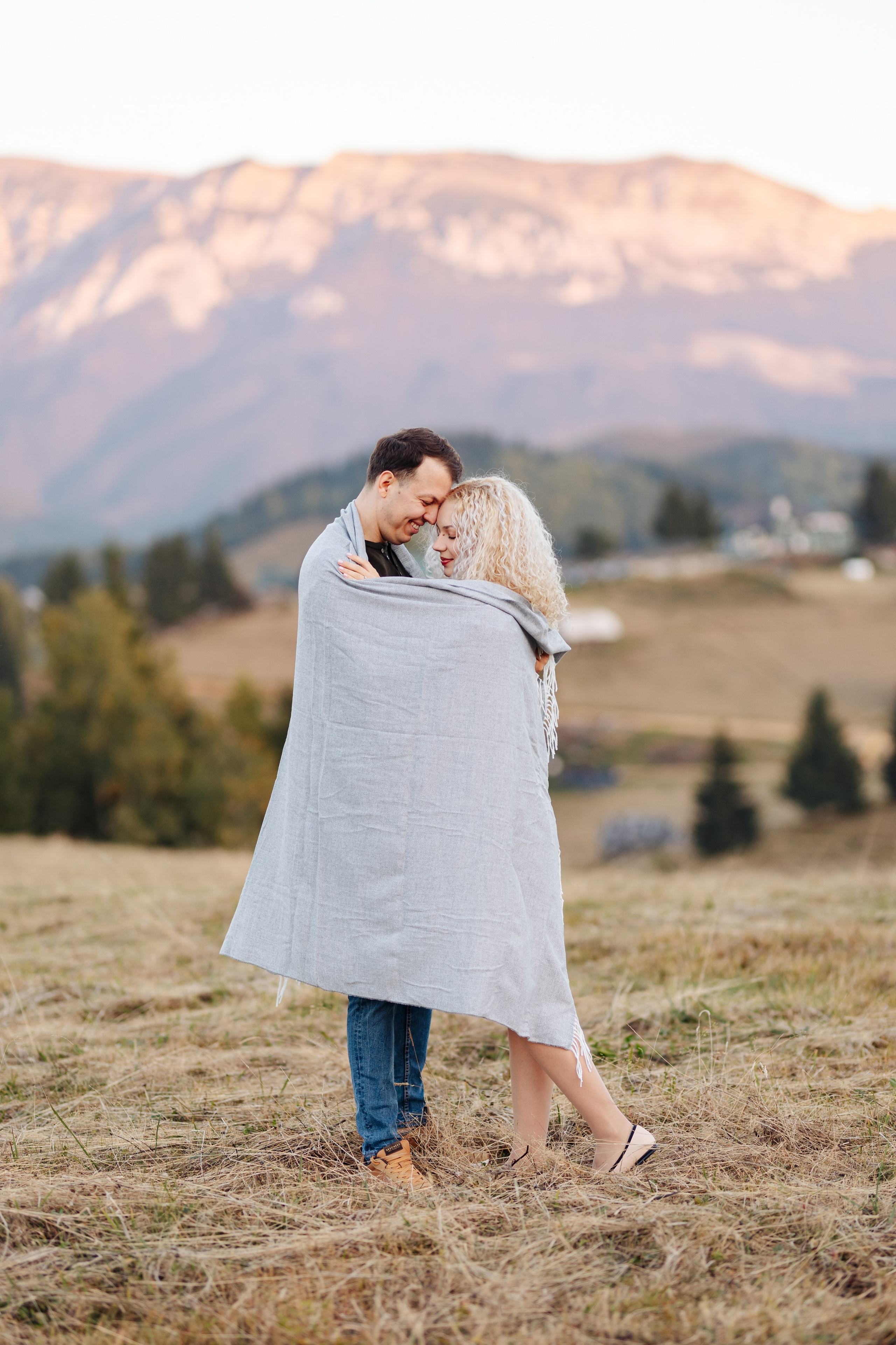 Sara și Sebastian. Cristina Andronache fotograf Brașov fotograf de familie fotograf de nunta Brașov