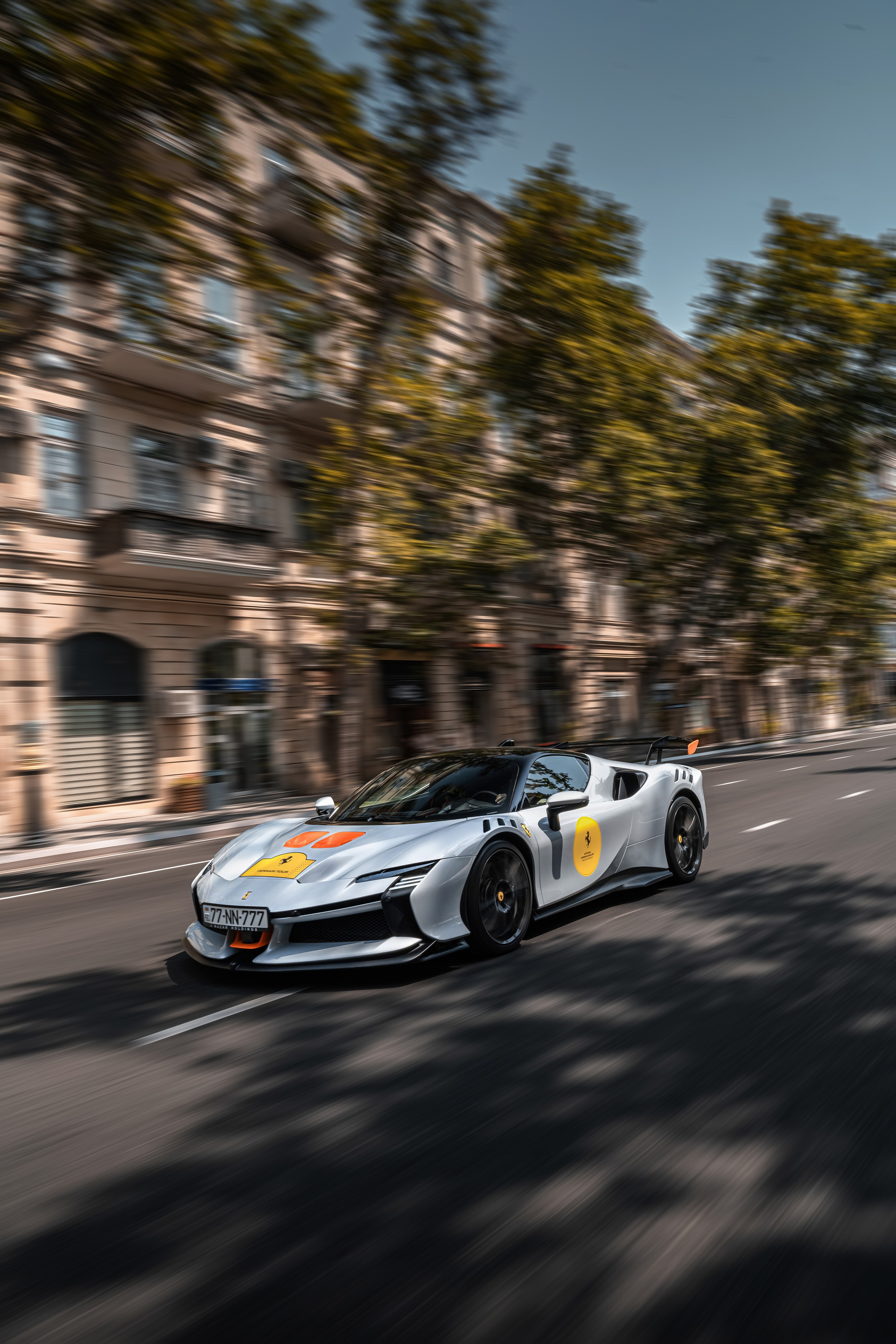 FERRARI. WORLDWIDE COMMERCIAL AUTOMOTIVE PHOTOGRAPHER