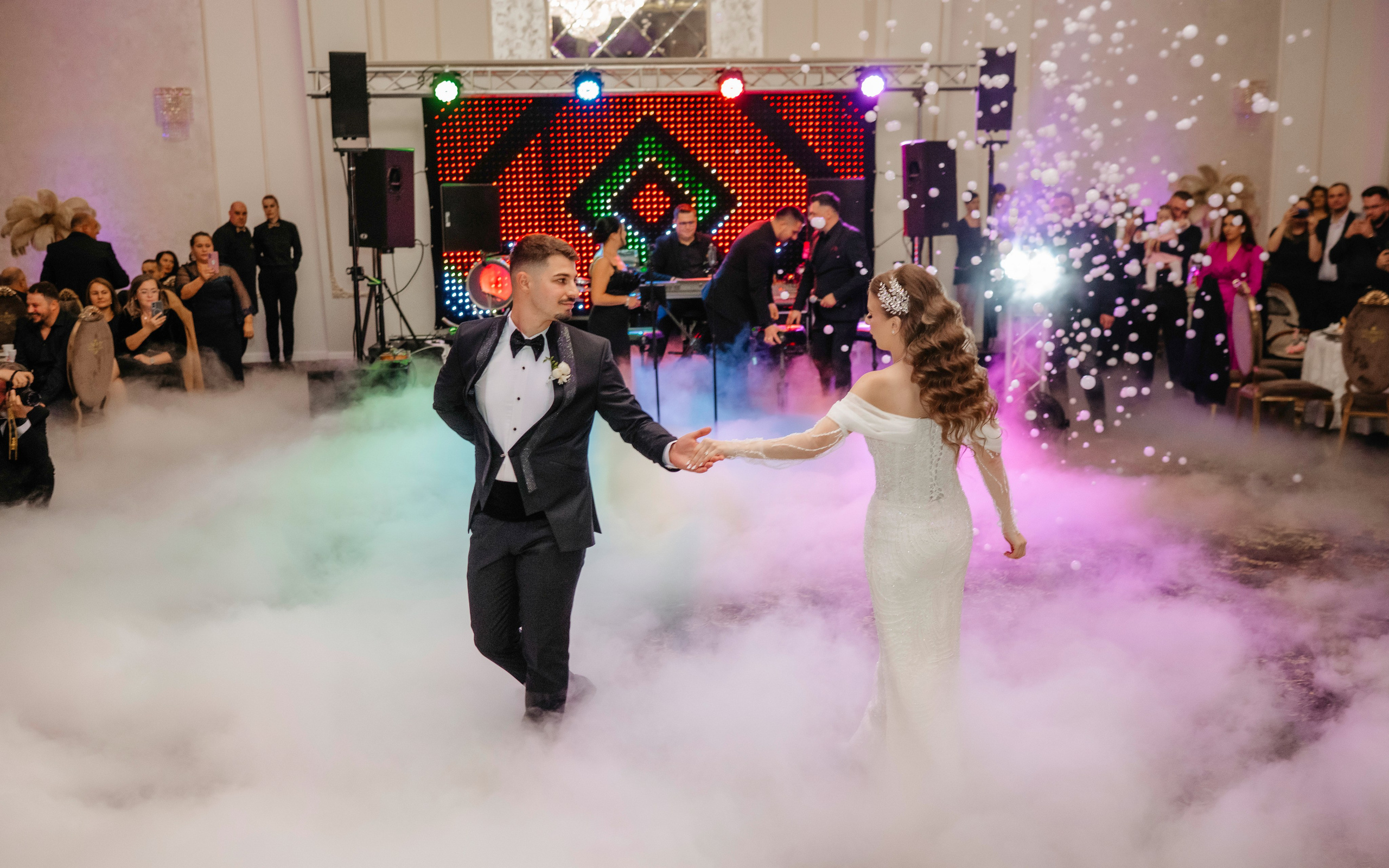 🤎 M a d a l i n a & A l e x - Wedding Day Preview. Wedding & Family Photographer