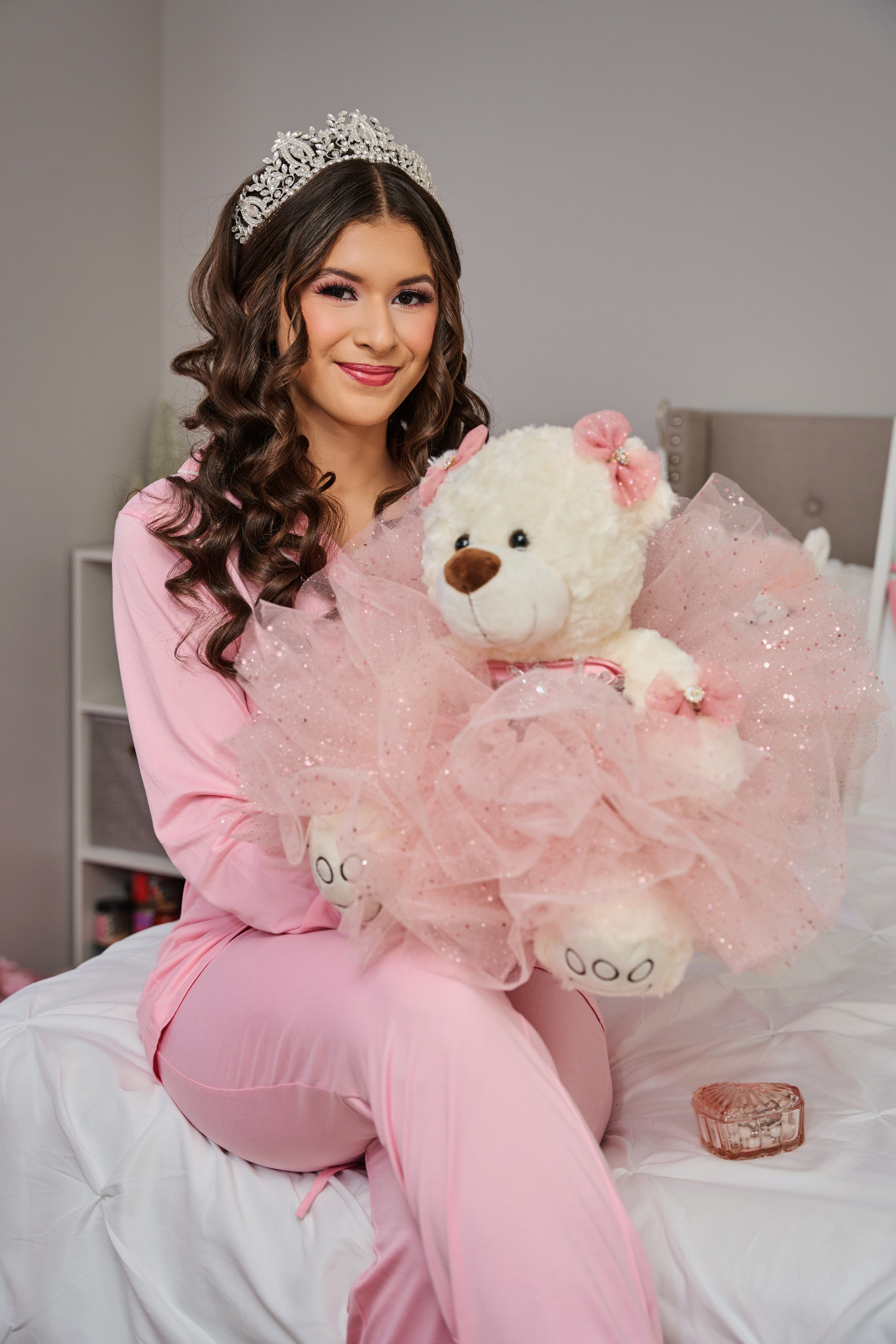 Quinceañeras. Portraits, Quinceanera & Weddings Photographer