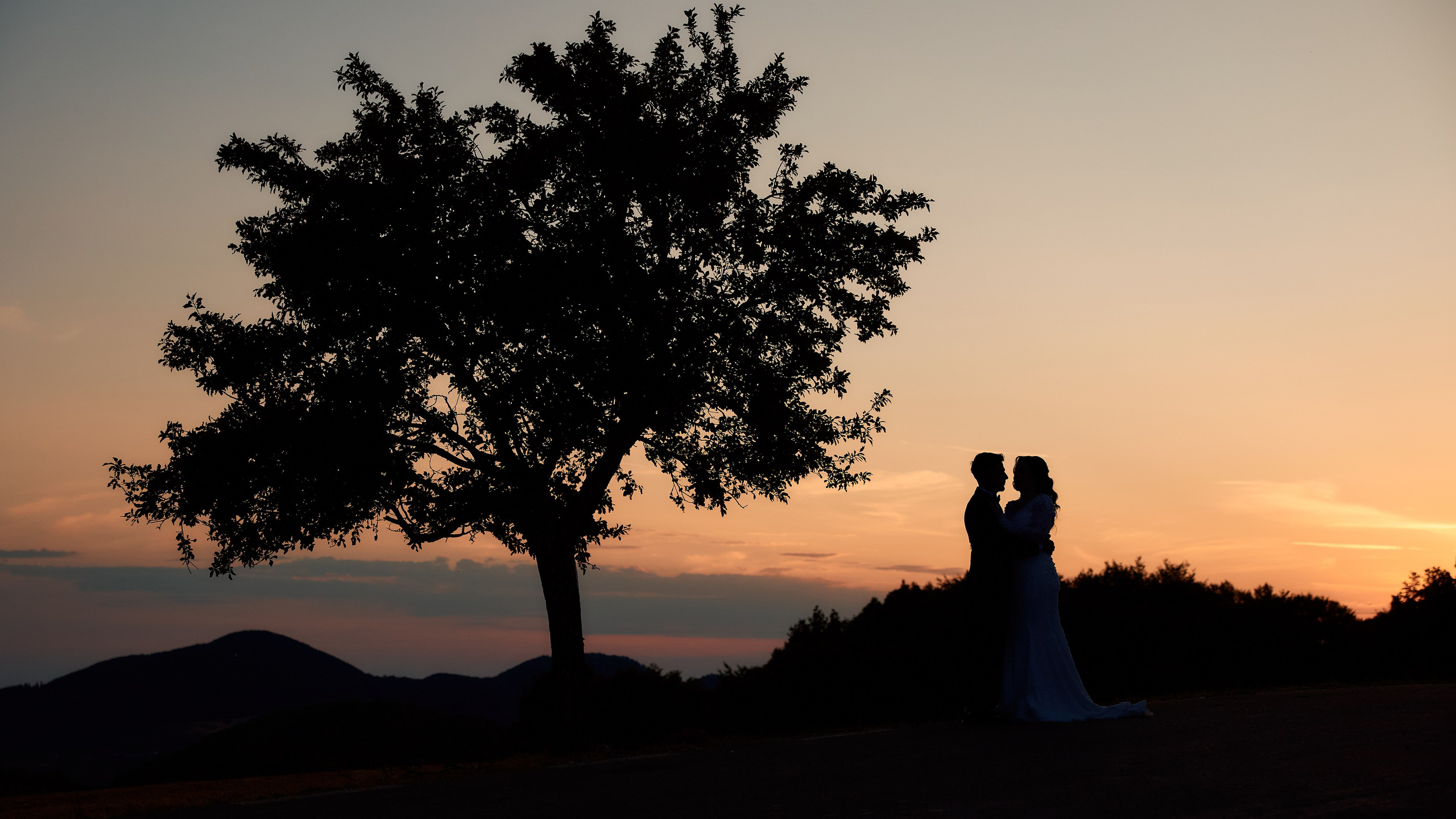 Emil & Cristina - Afterwedding. Luca Mediesan - fotograf de evenimente Satu Mare