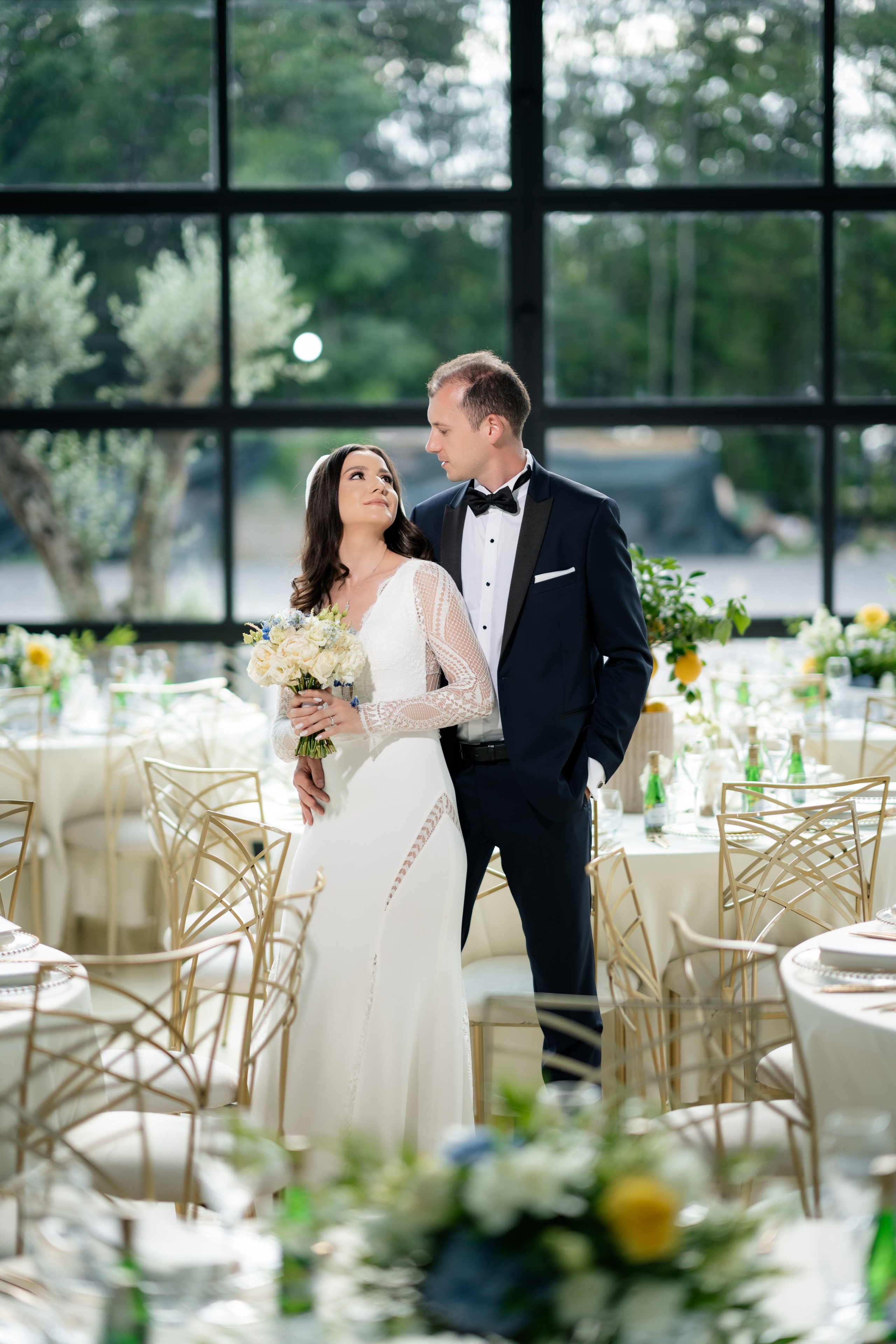 Elly & Andrew. Destination Wedding Photographer Alex Pasarelu