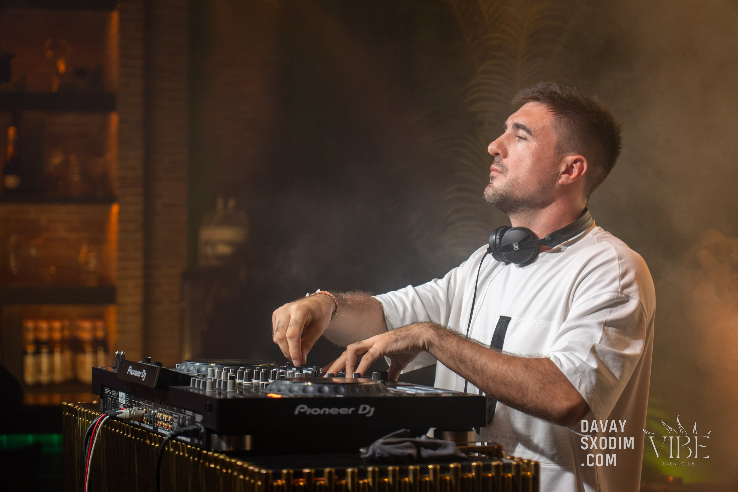 Вечеринка White Out | Фоторепортаж | Видеорепортаж | Афиша | DAVAYSXODIM.com PHUKET. АФИША|ФОТОРЕПОРТАЖИ|ИВЕНТЫ|ПХУКЕТ