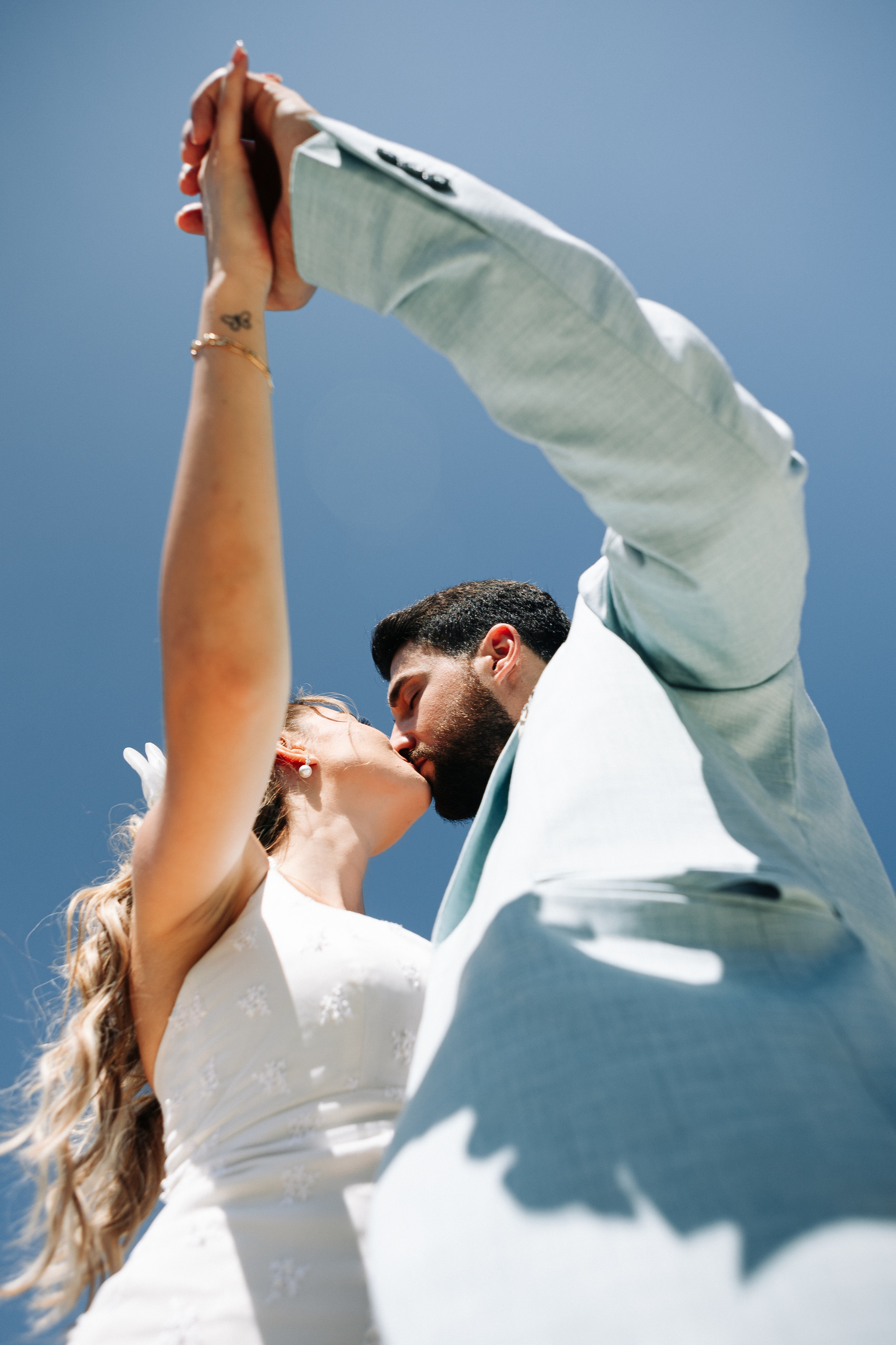 Little wedding in the old synagogue. Https://shi-photo.com/