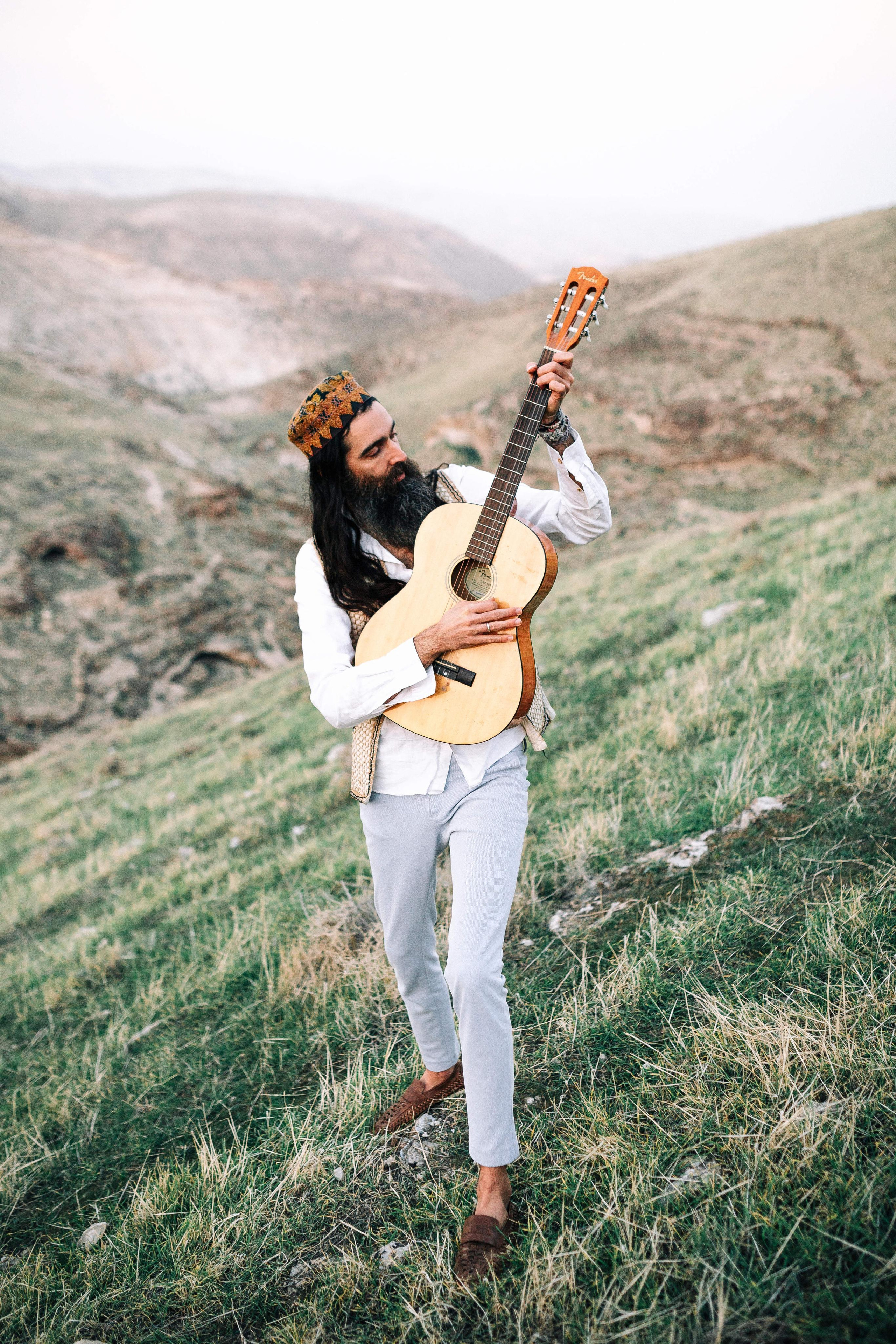 WEDDING PHOTOSHOOT NEAR MA’ALE ADUMIM. PHOTOGRAPHER IN ISRAEL