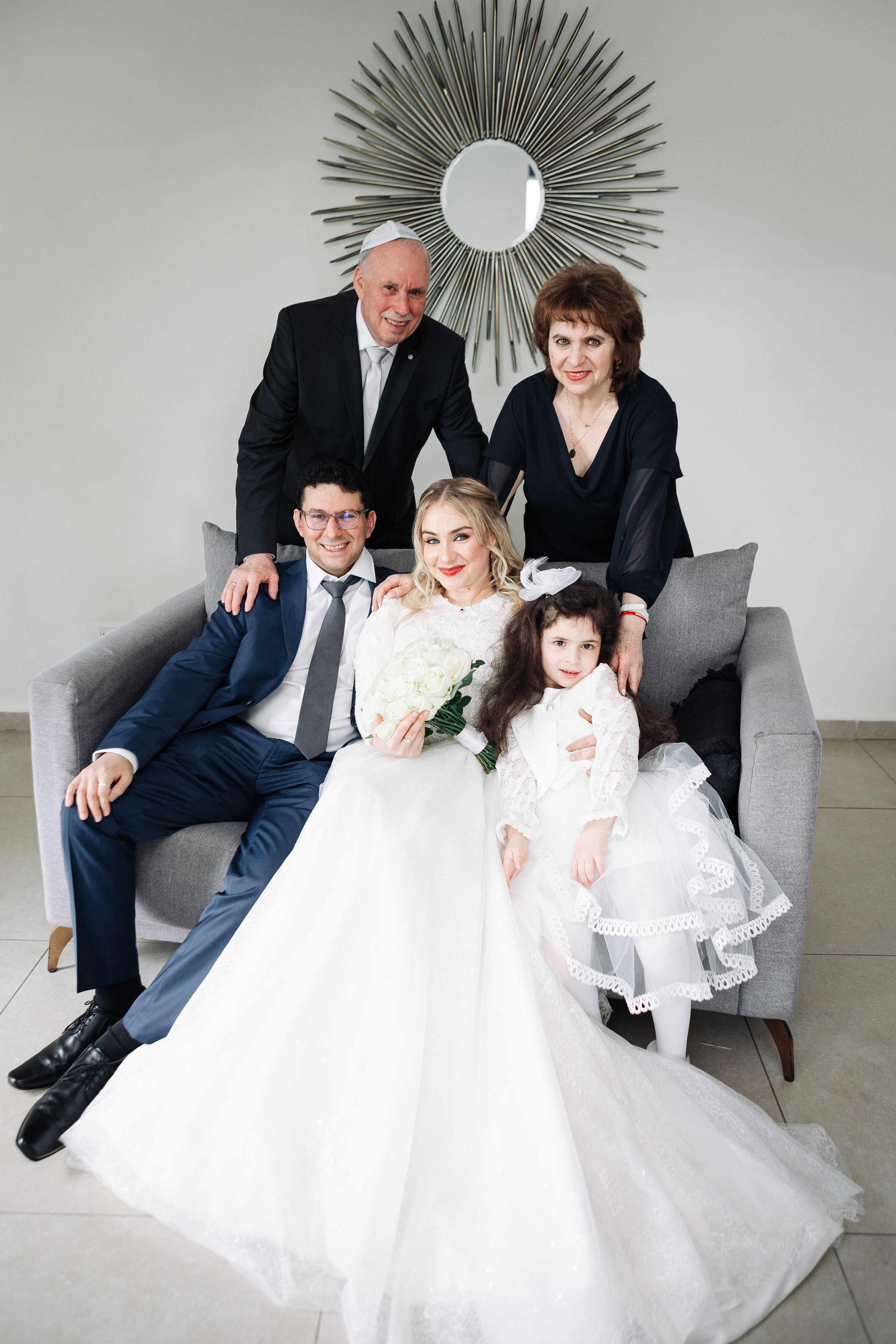 SMALL WEDDING IN THE OLD TOWN. PHOTOGRAPHER IN ISRAEL