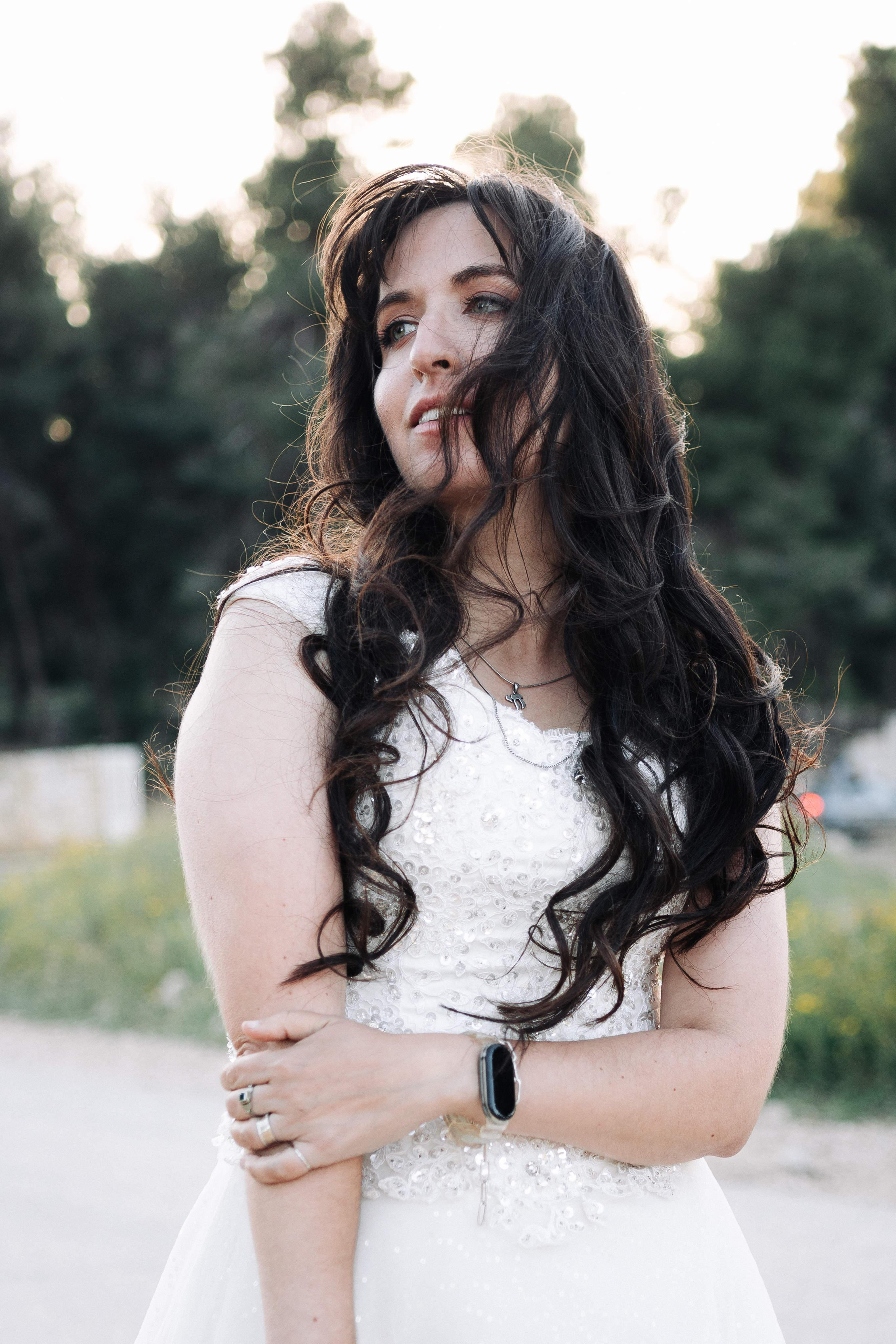 WEDDING PHOTOSHOOT WITH A MOTORCYCLE. PHOTOGRAPHER IN ISRAEL