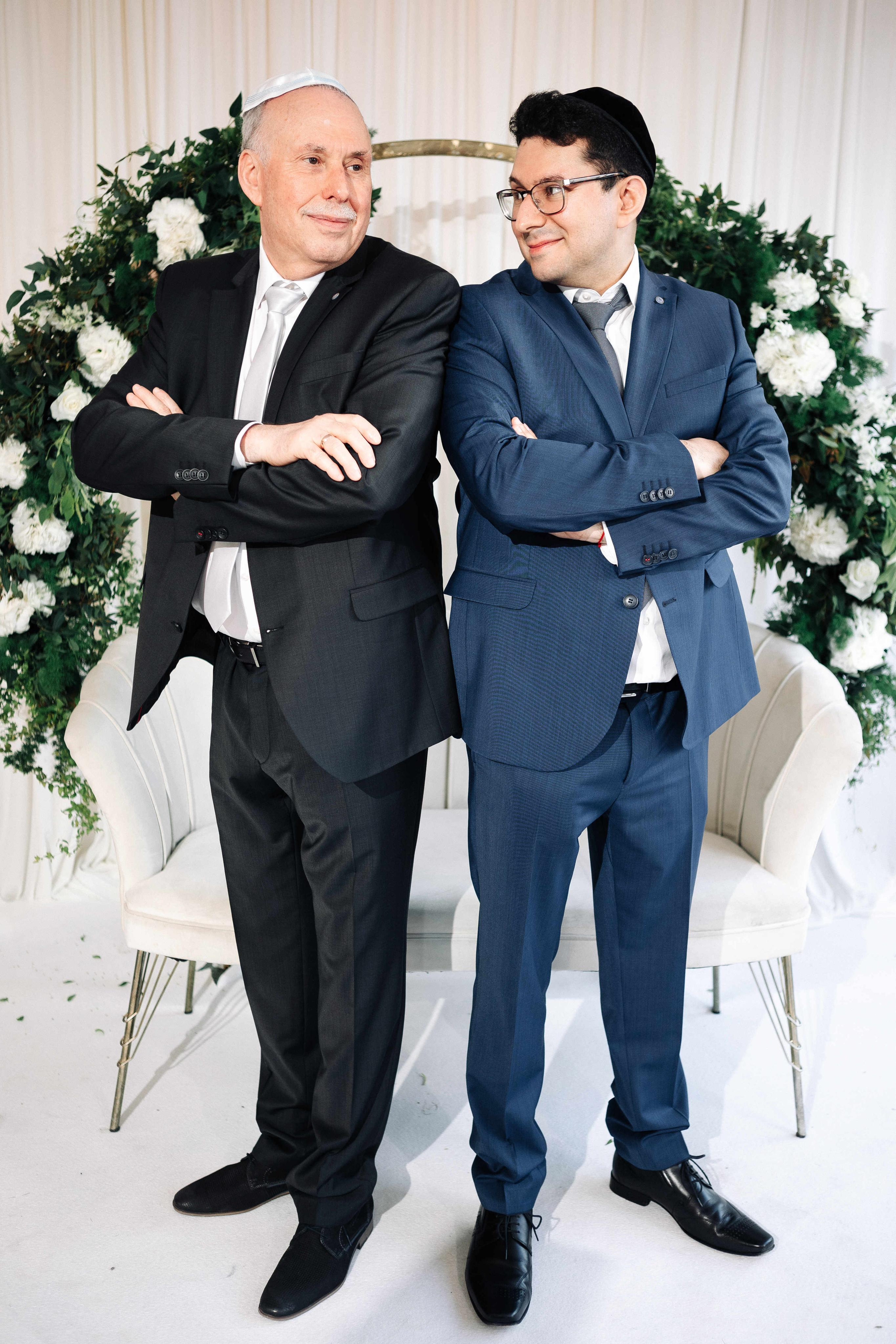 SMALL WEDDING IN THE OLD TOWN. PHOTOGRAPHER IN ISRAEL