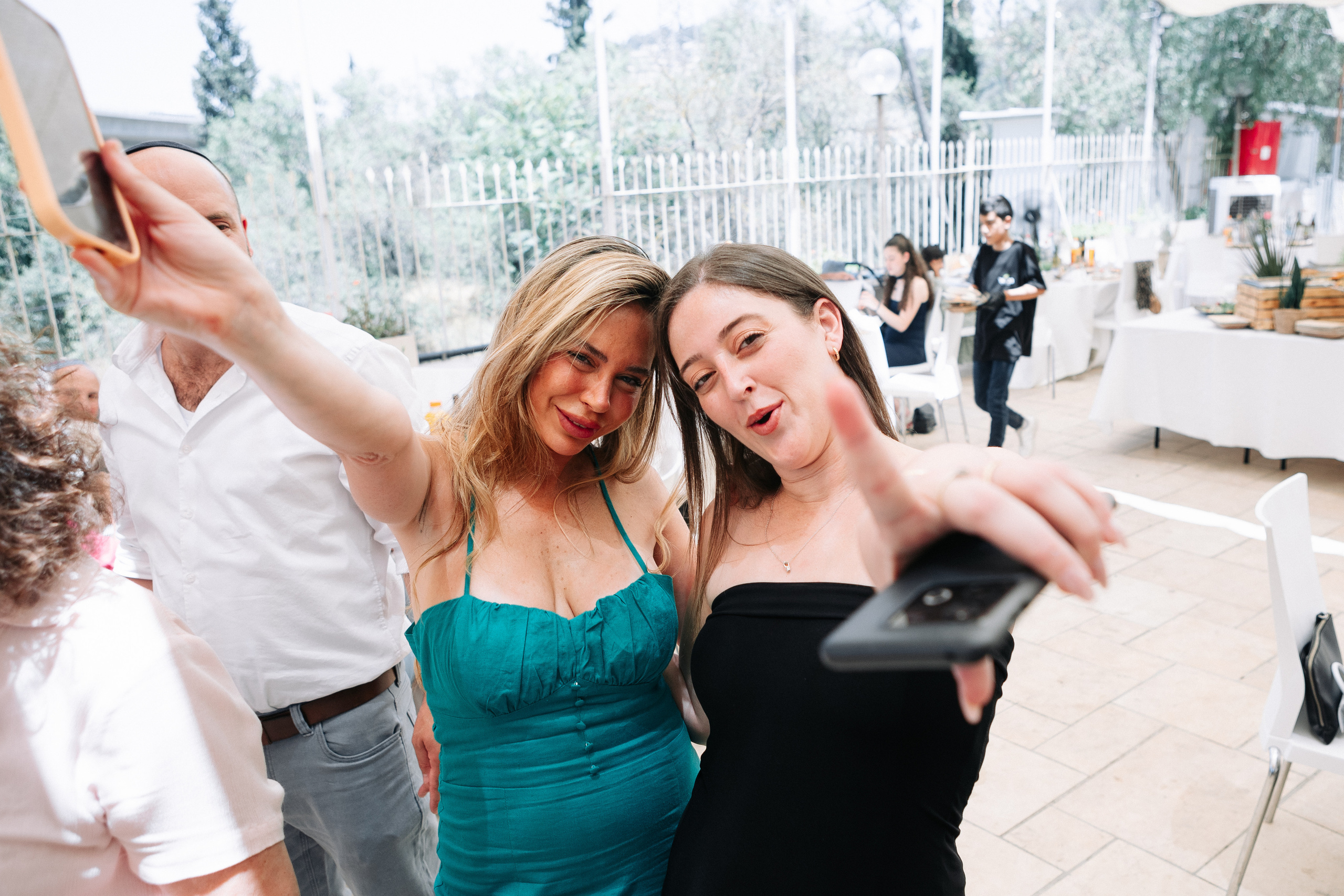 Little wedding in the old synagogue. Https://shi-photo.com/