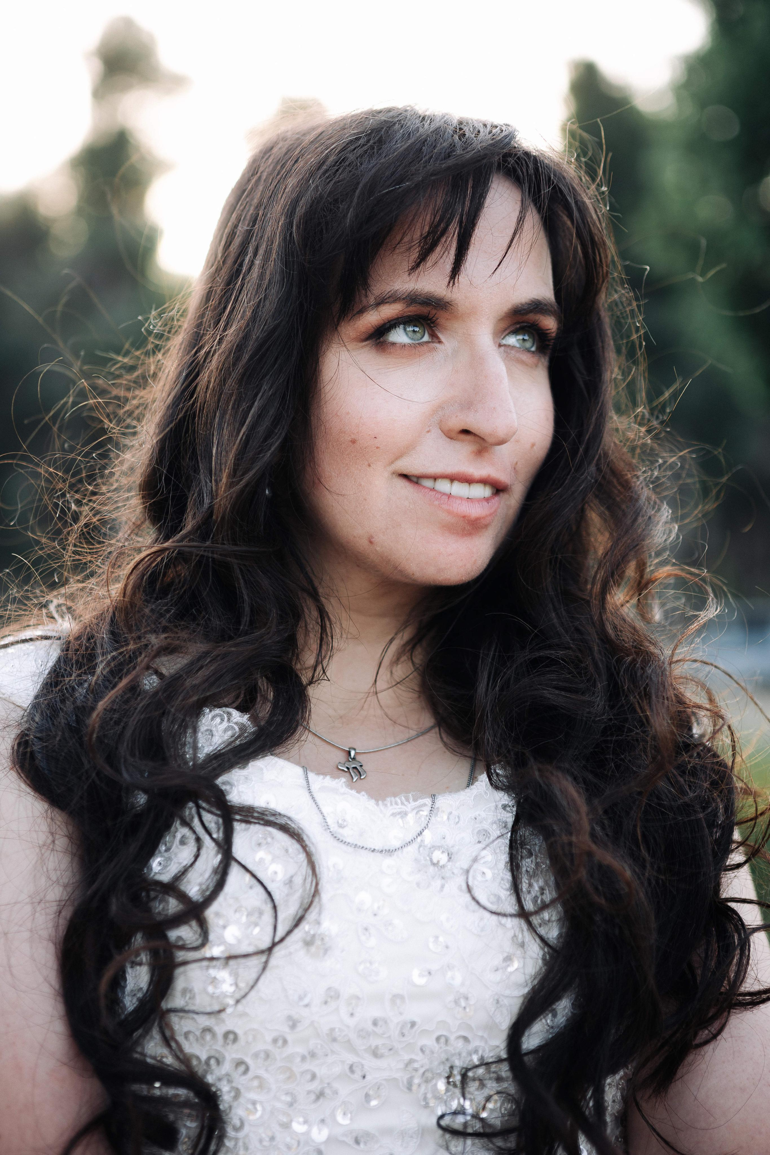 WEDDING PHOTOSHOOT WITH A MOTORCYCLE. PHOTOGRAPHER IN ISRAEL