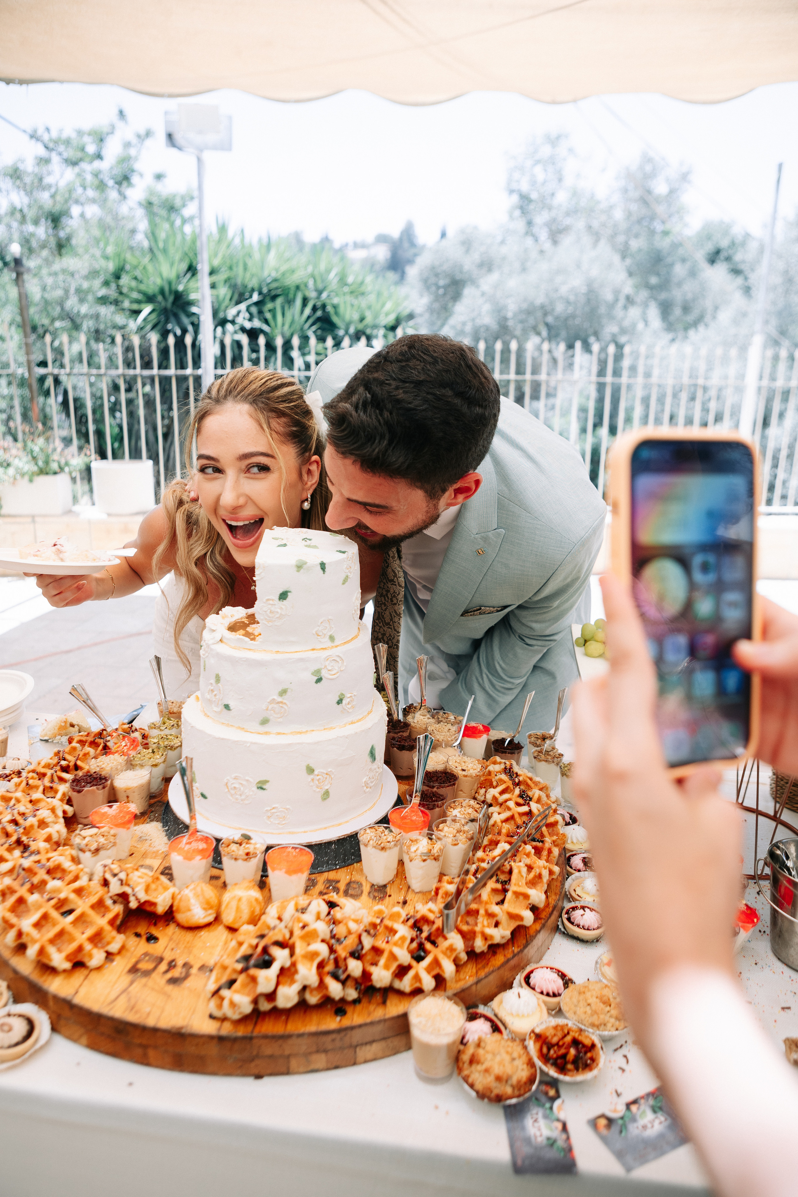 Little wedding in the old synagogue. Https://shi-photo.com/