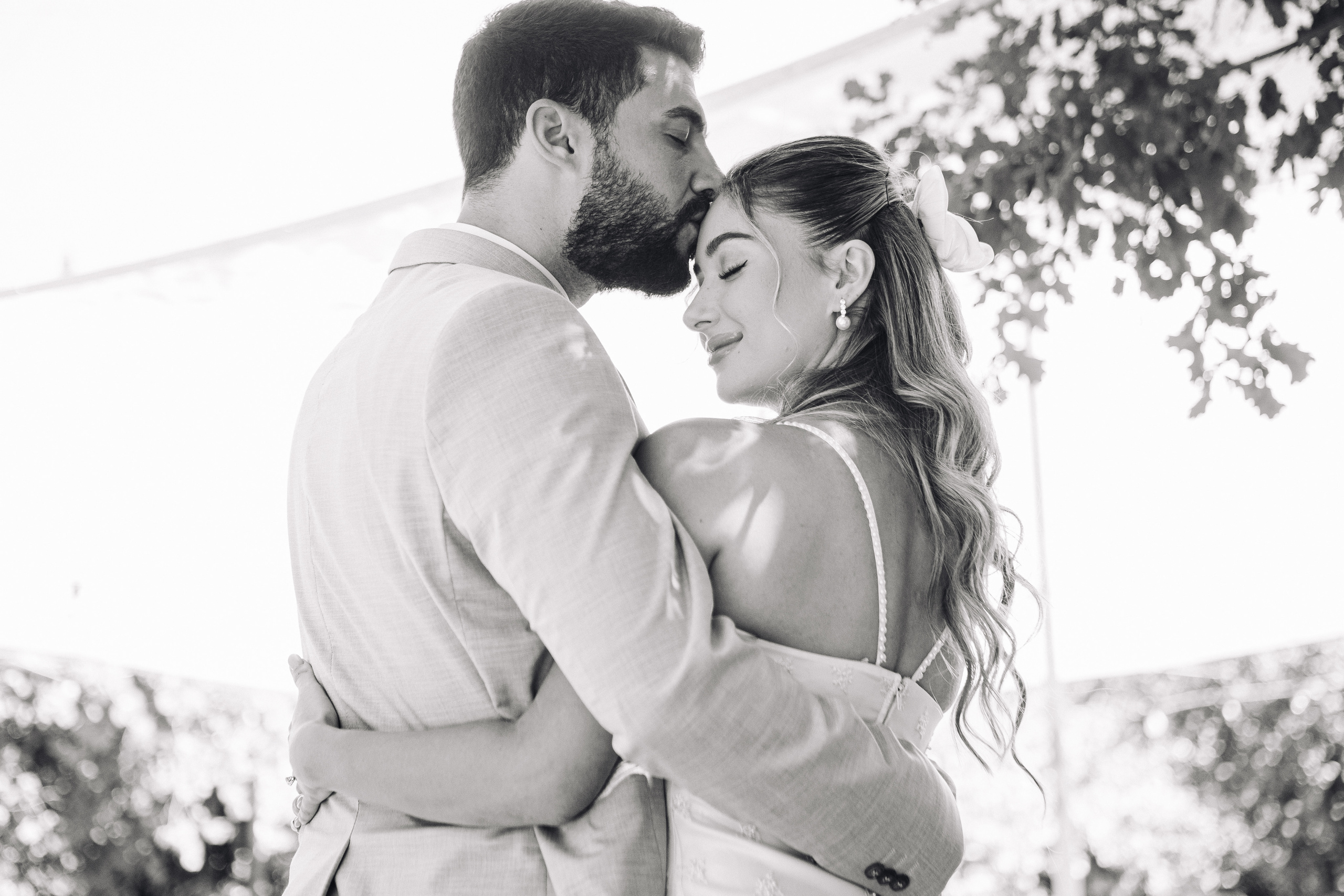 Little wedding in the old synagogue. Https://shi-photo.com/