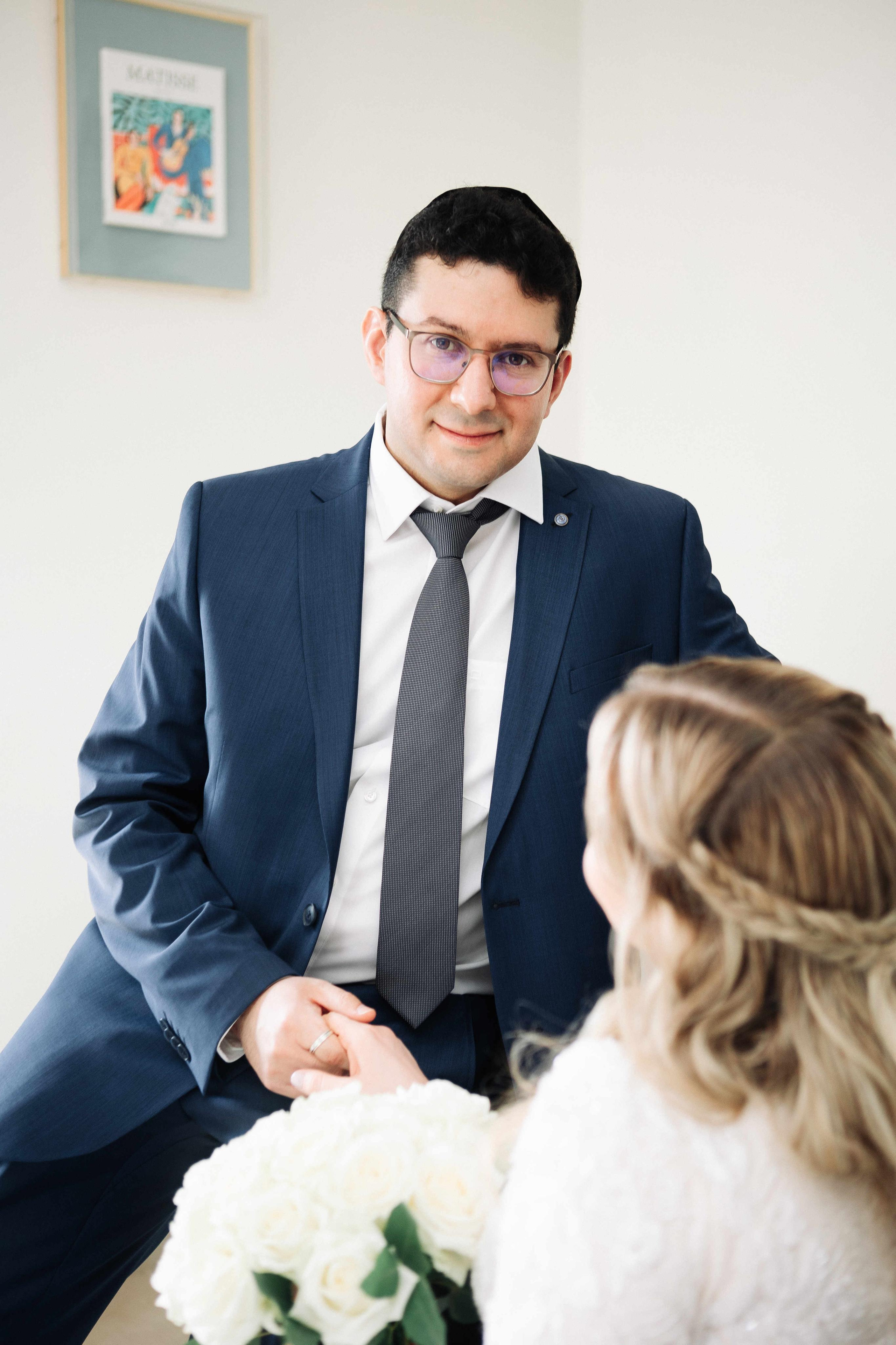 SMALL WEDDING IN THE OLD TOWN. PHOTOGRAPHER IN ISRAEL