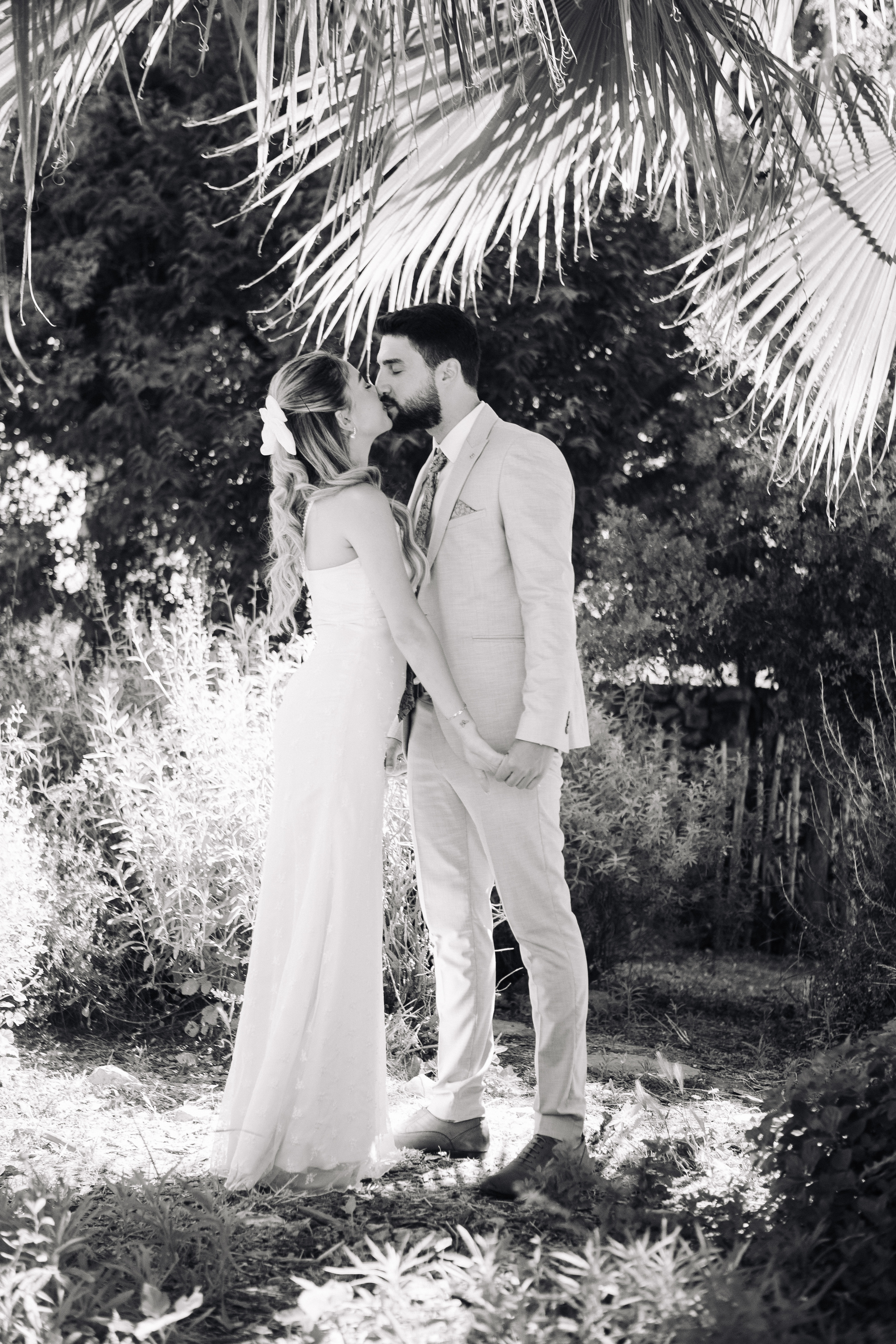 Little wedding in the old synagogue. Https://shi-photo.com/