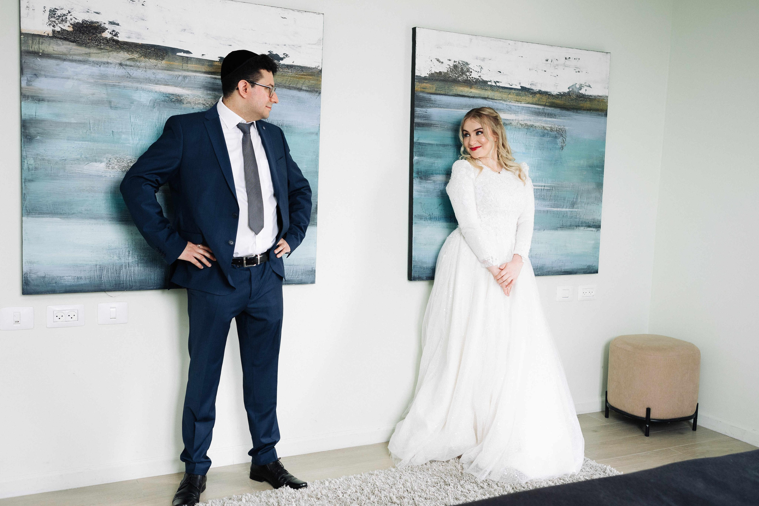SMALL WEDDING IN THE OLD TOWN. PHOTOGRAPHER IN ISRAEL