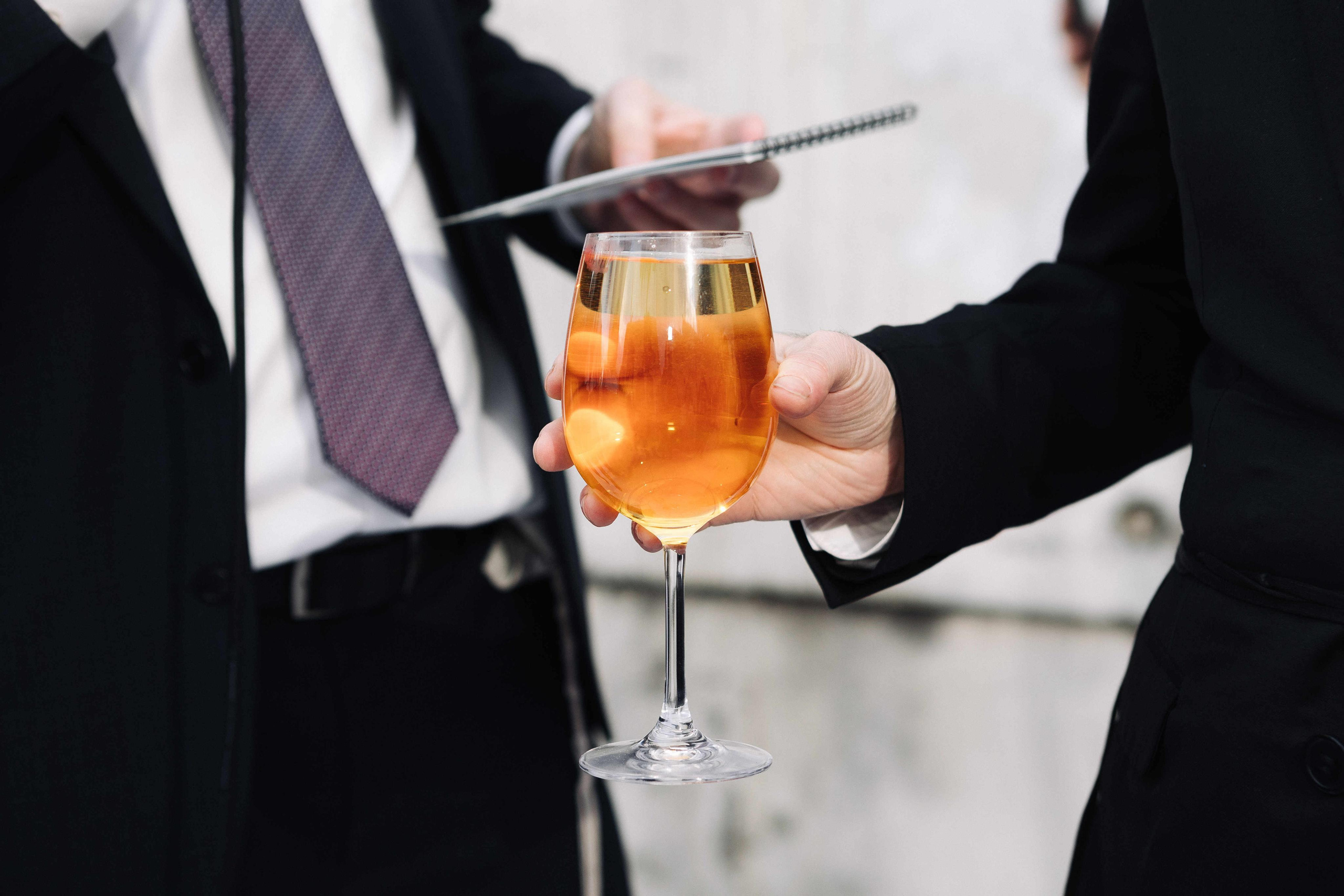 SMALL WEDDING IN THE OLD TOWN. PHOTOGRAPHER IN ISRAEL