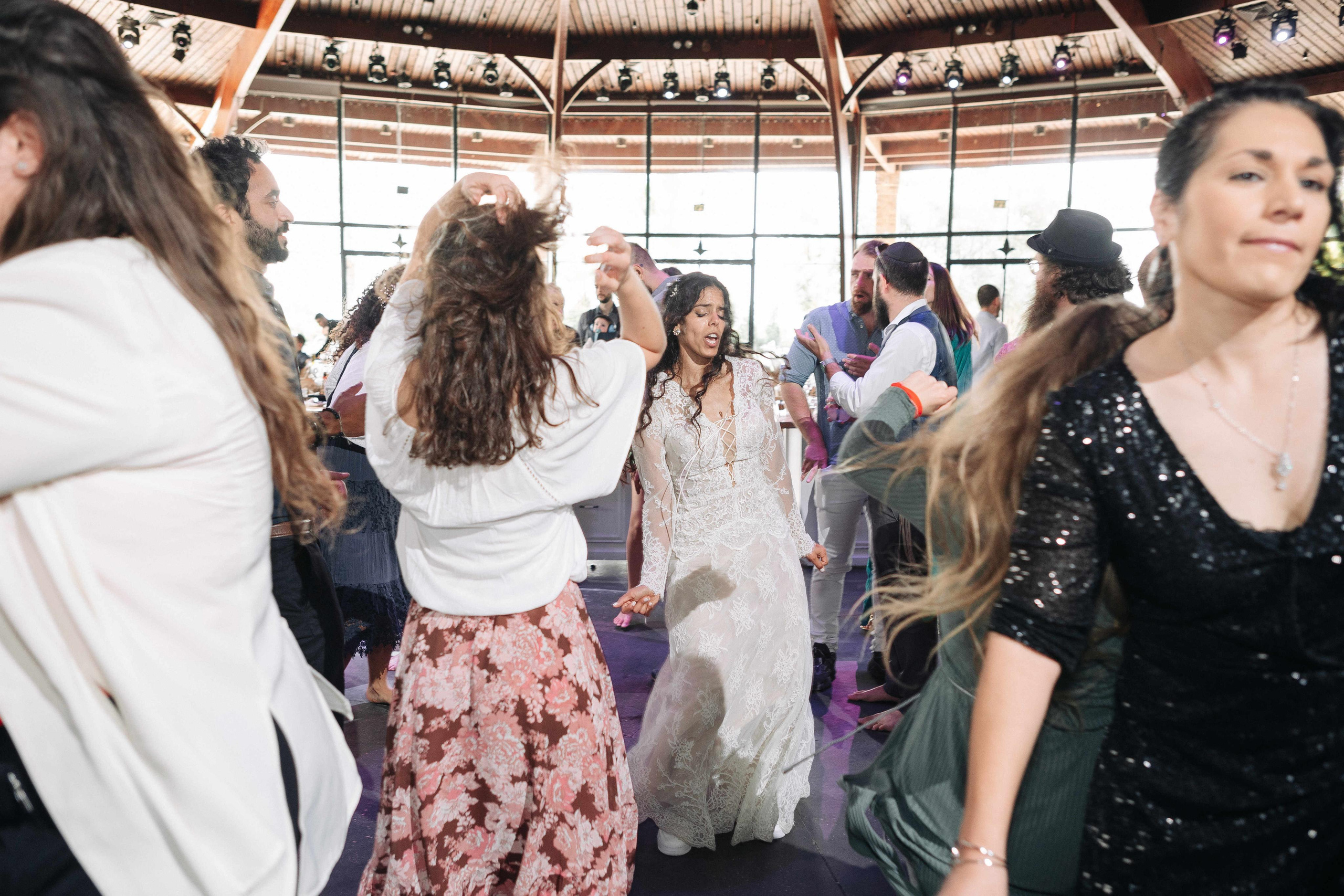 FRIDAY MORNING WEDDING. Https://shi-photo.com/