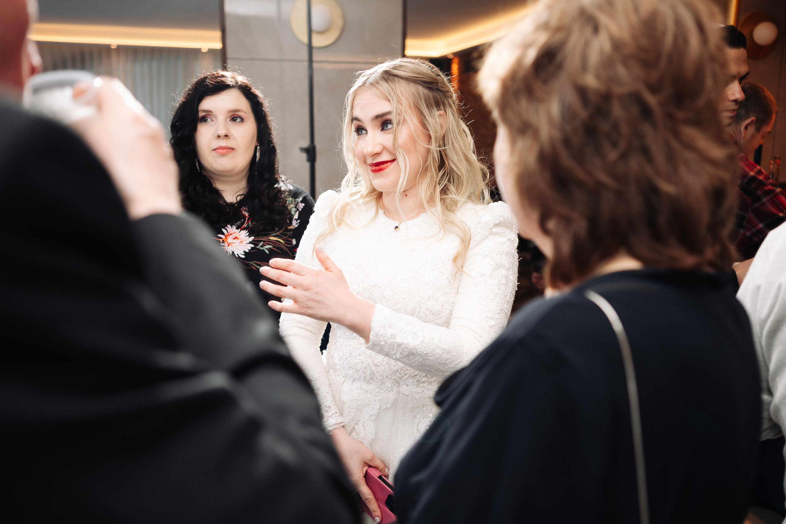 SMALL WEDDING IN THE OLD TOWN. PHOTOGRAPHER IN ISRAEL