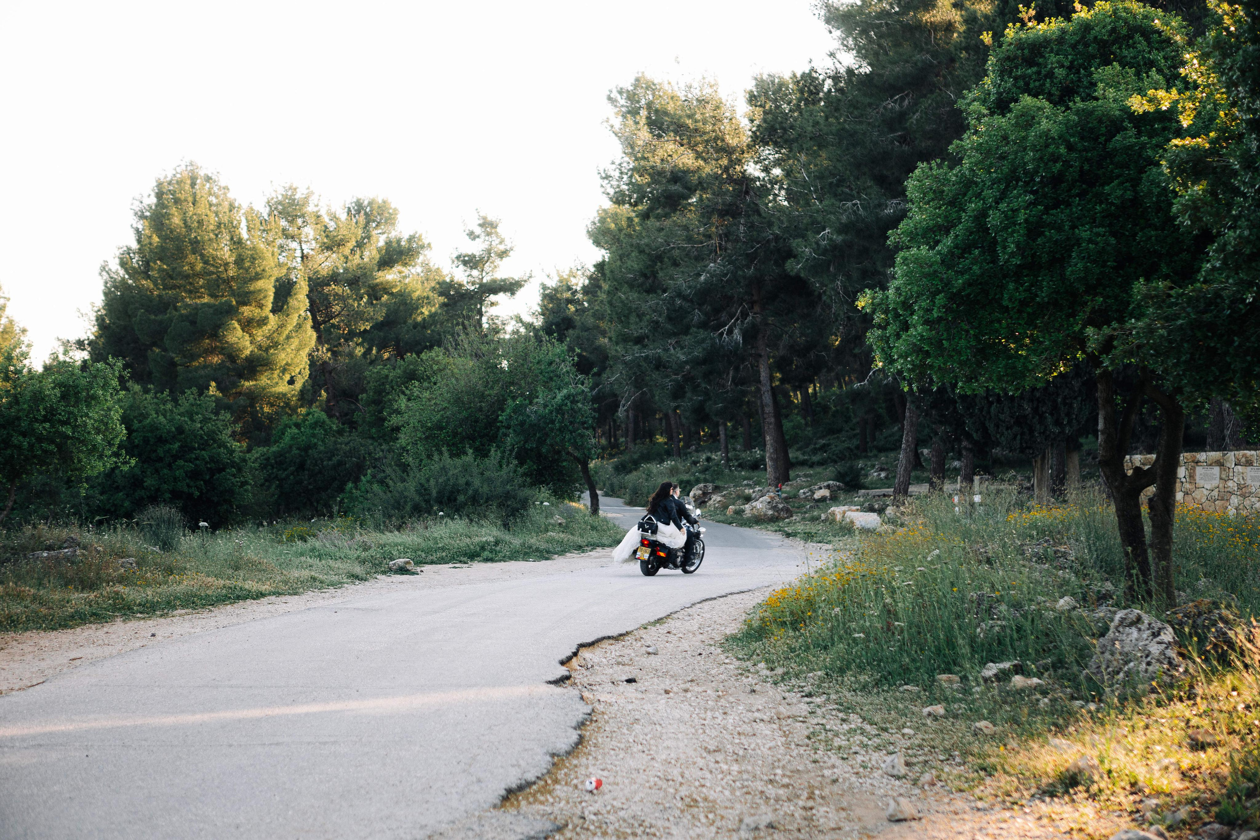 WEDDING PHOTOSHOOT WITH A MOTORCYCLE. PHOTOGRAPHER IN ISRAEL