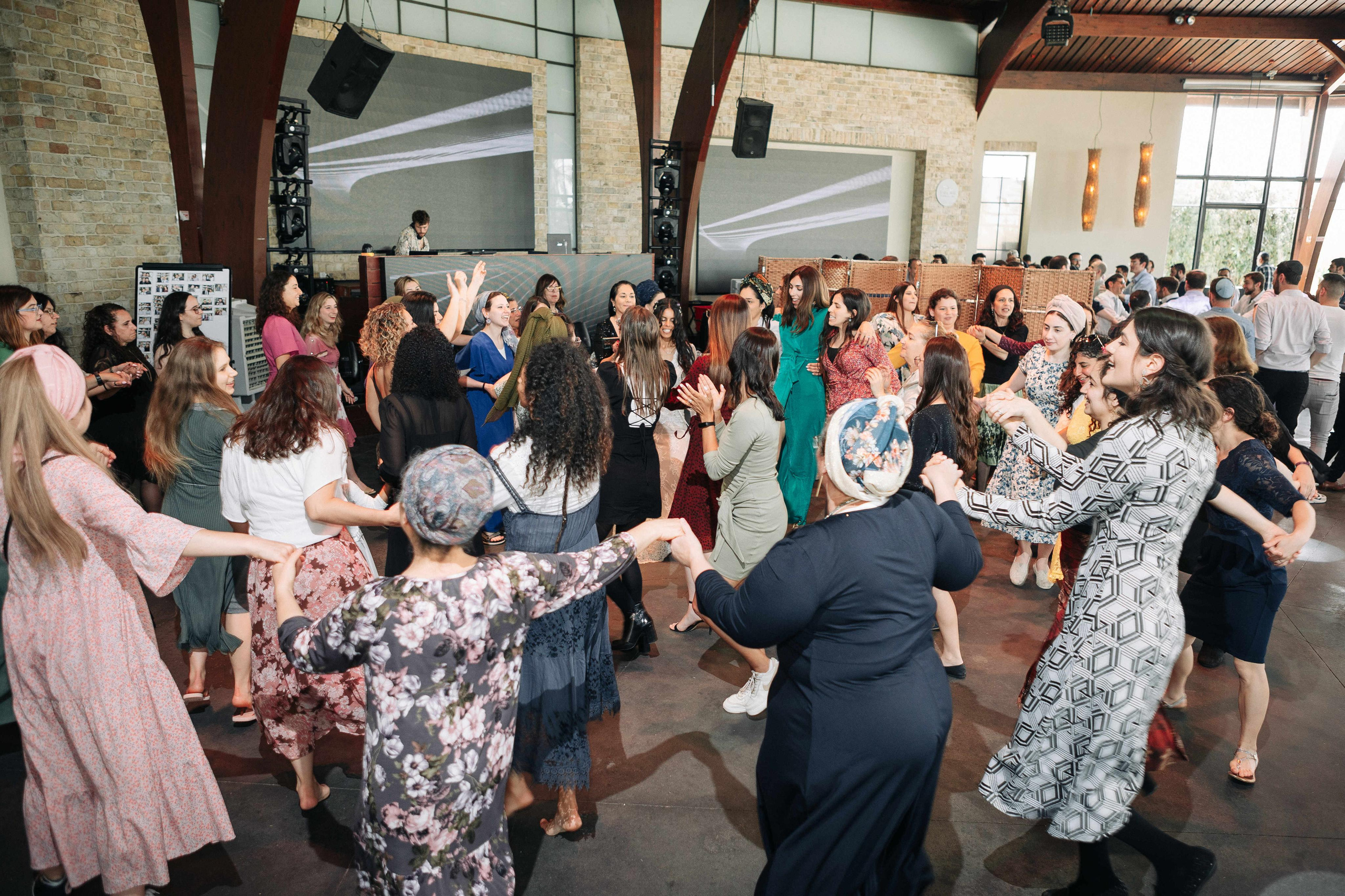FRIDAY MORNING WEDDING. Https://shi-photo.com/