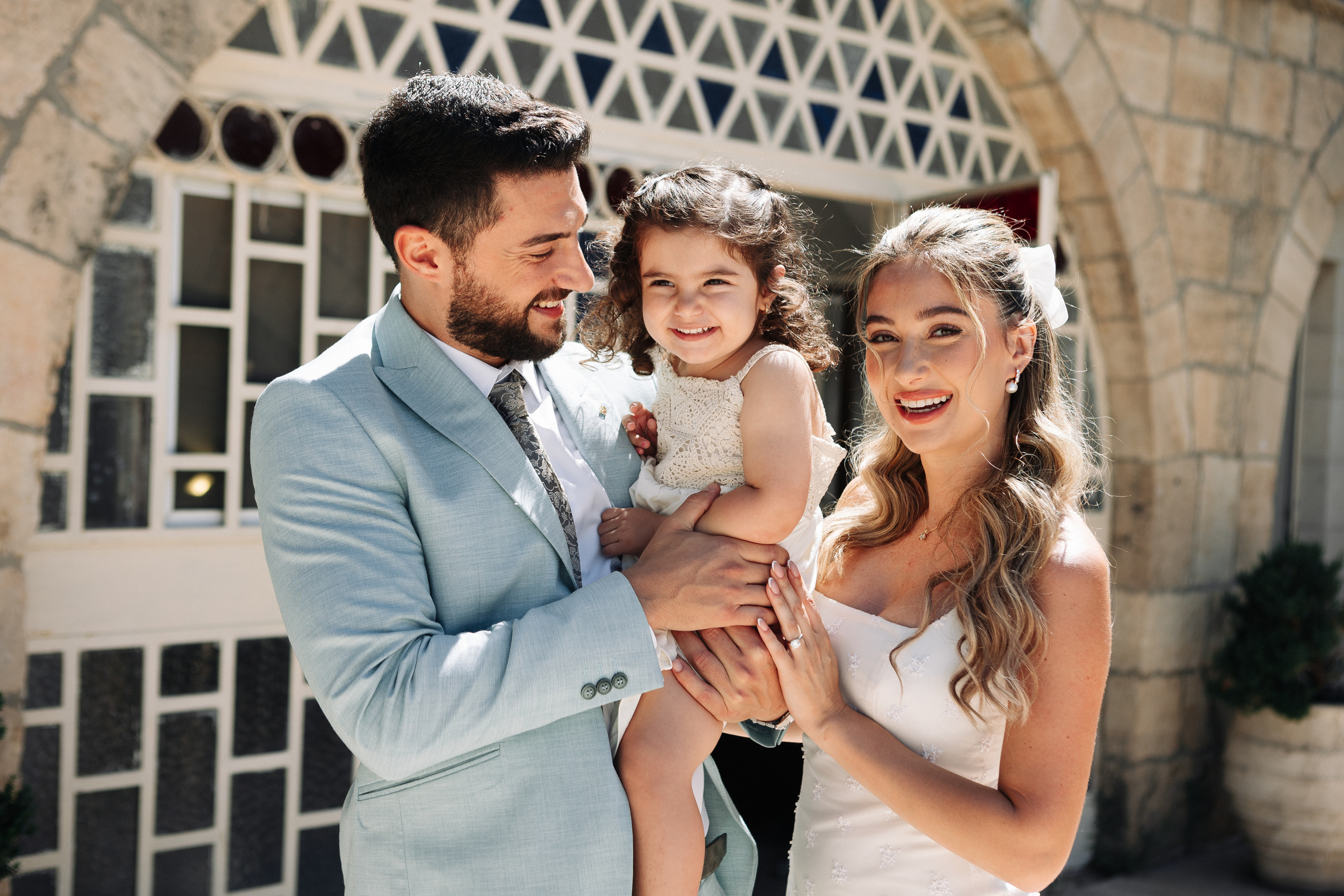 Little wedding in the old synagogue. Https://shi-photo.com/