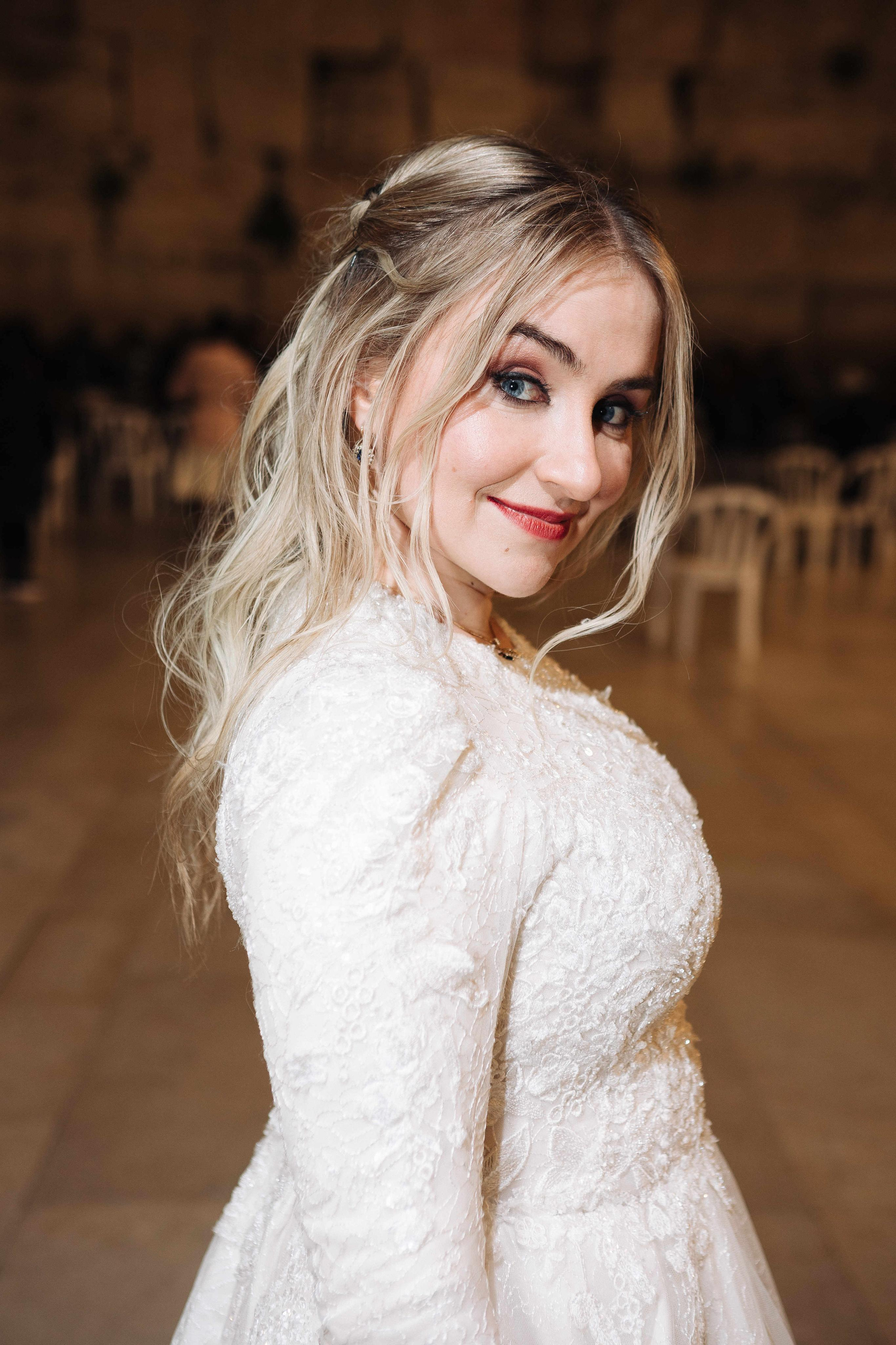 SMALL WEDDING IN THE OLD TOWN. PHOTOGRAPHER IN ISRAEL