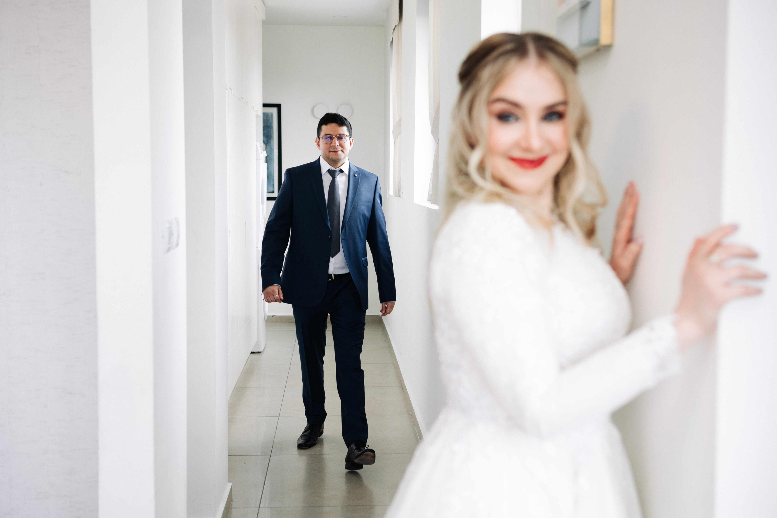 SMALL WEDDING IN THE OLD TOWN. PHOTOGRAPHER IN ISRAEL