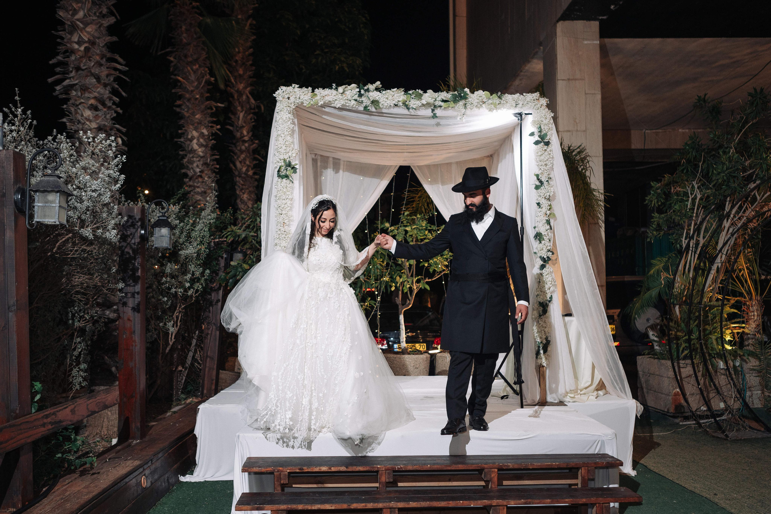 WEDDING IN JAFFO. Https://shi-photo.com/