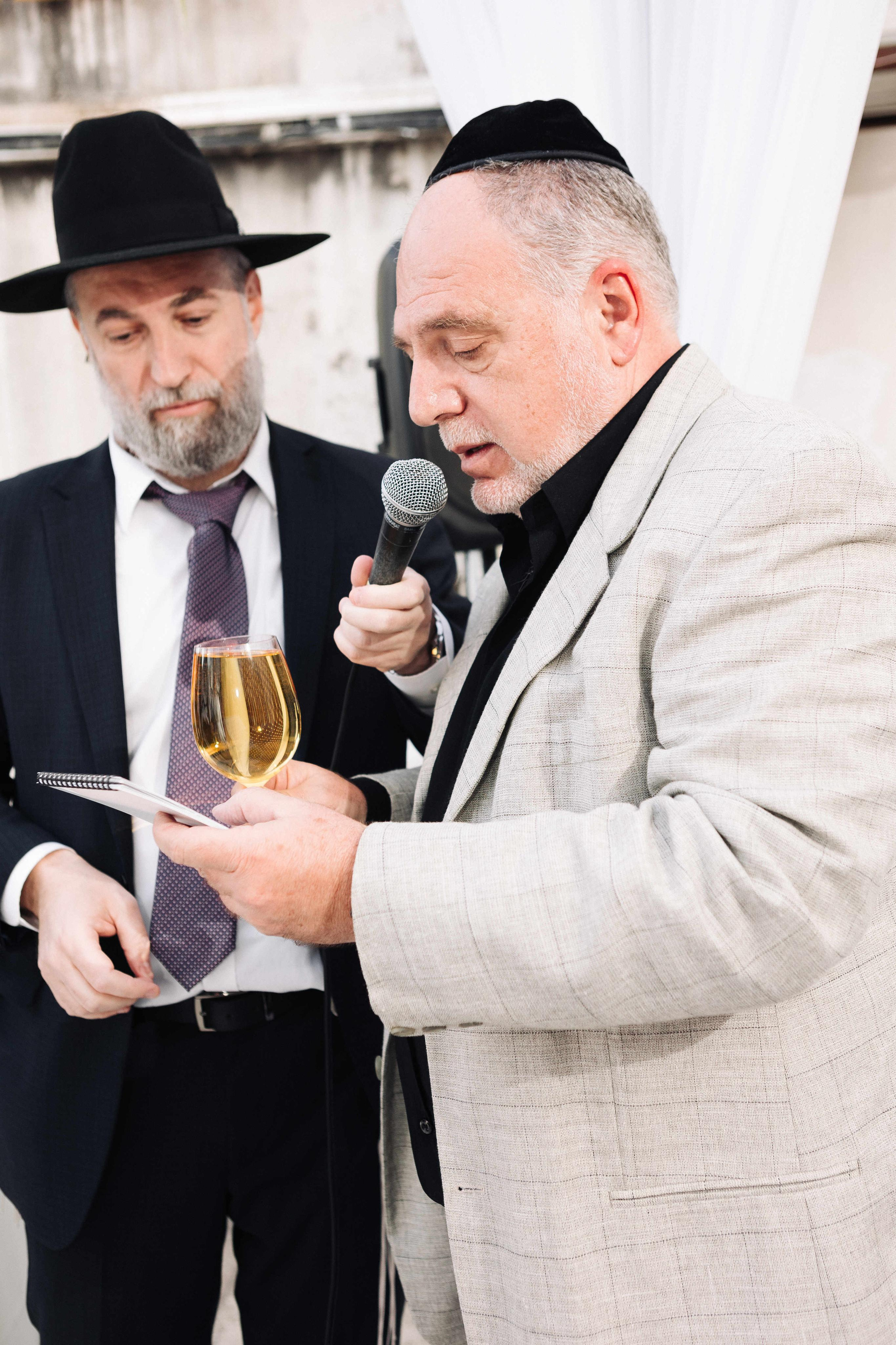 SMALL WEDDING IN THE OLD TOWN. PHOTOGRAPHER IN ISRAEL