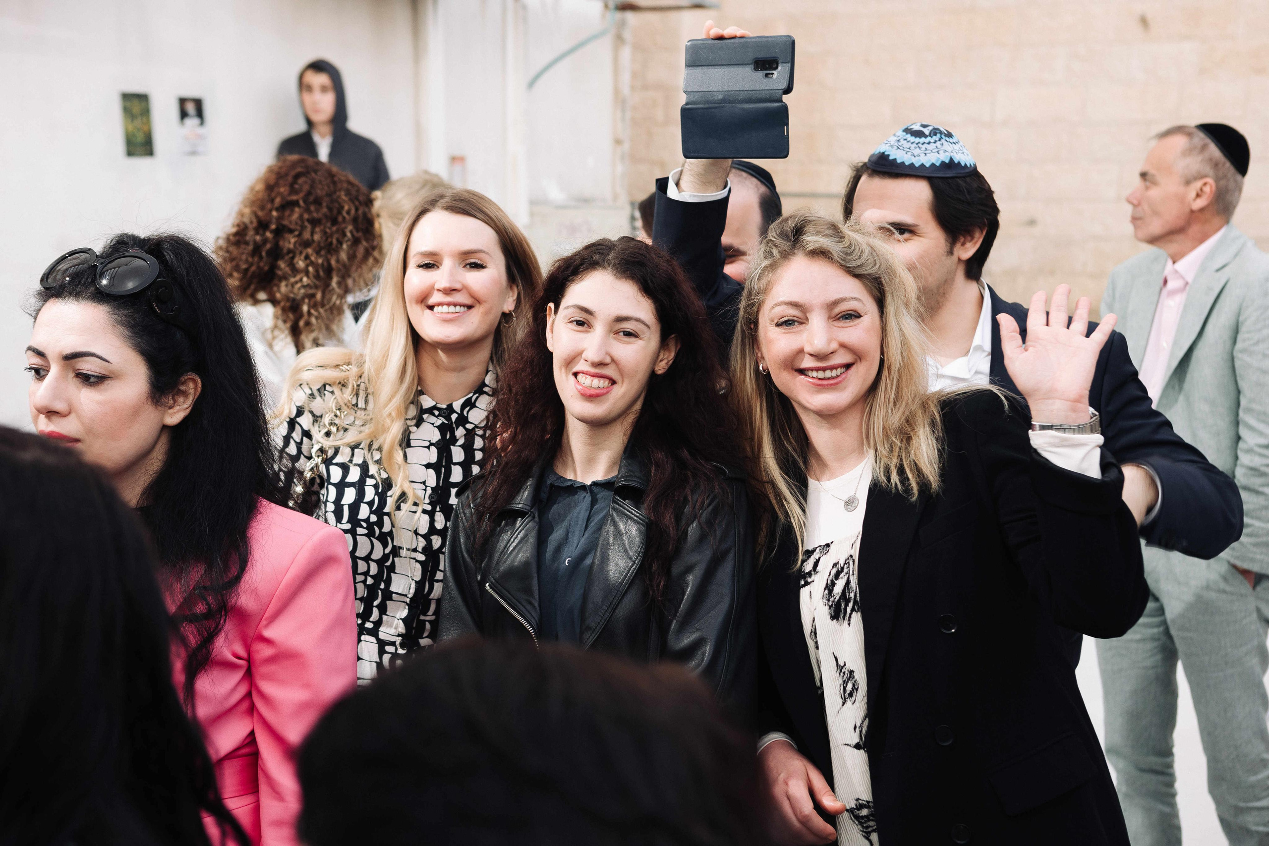 SMALL WEDDING IN THE OLD TOWN. PHOTOGRAPHER IN ISRAEL