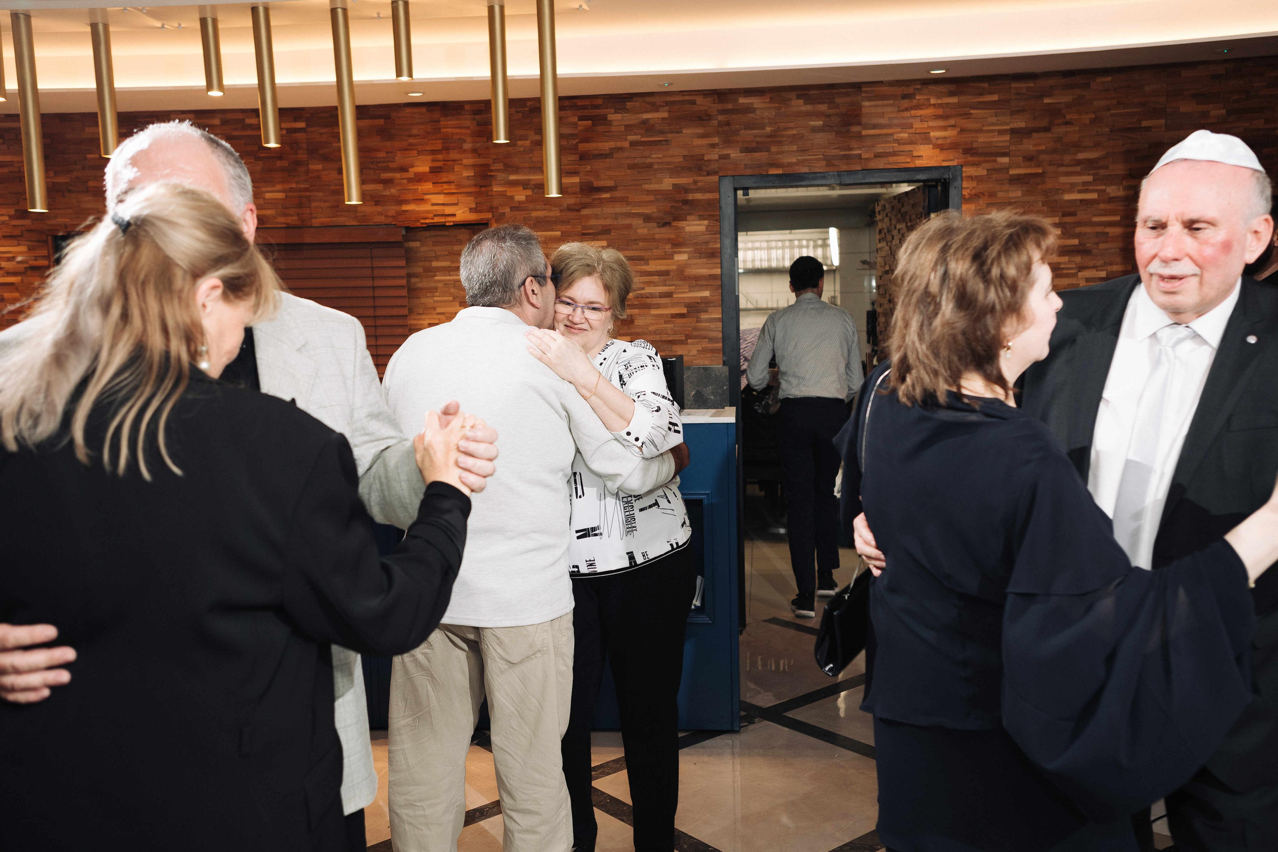SMALL WEDDING IN THE OLD TOWN. PHOTOGRAPHER IN ISRAEL